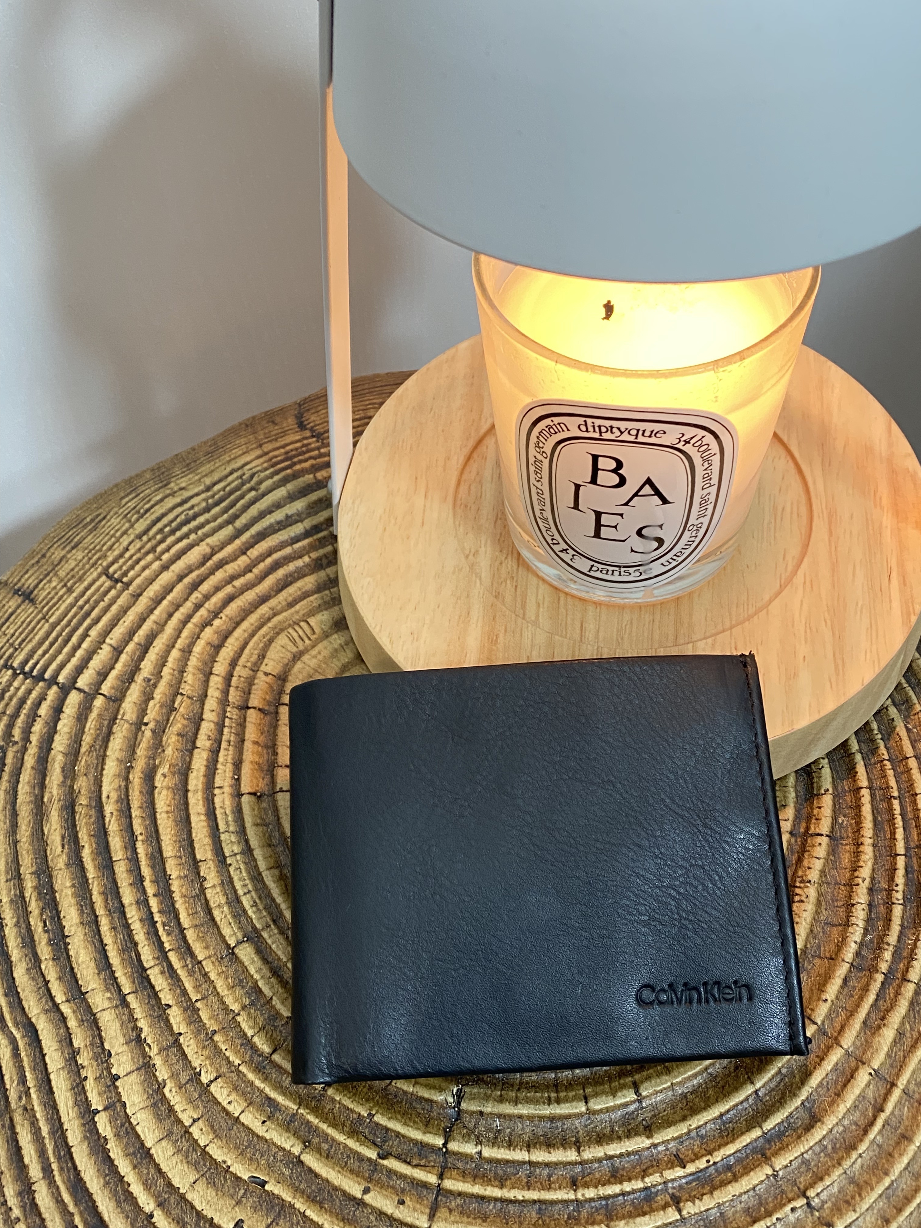 美國現貨 Calvin Klein Leather Passcase - Black