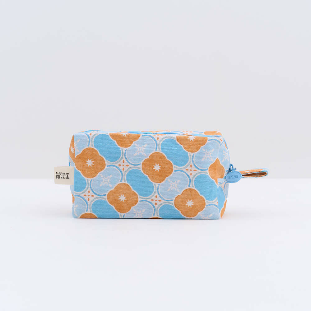 Zipper Cuboid Pouch/Begonia Glass Pattern No.18/Apricot & Blue