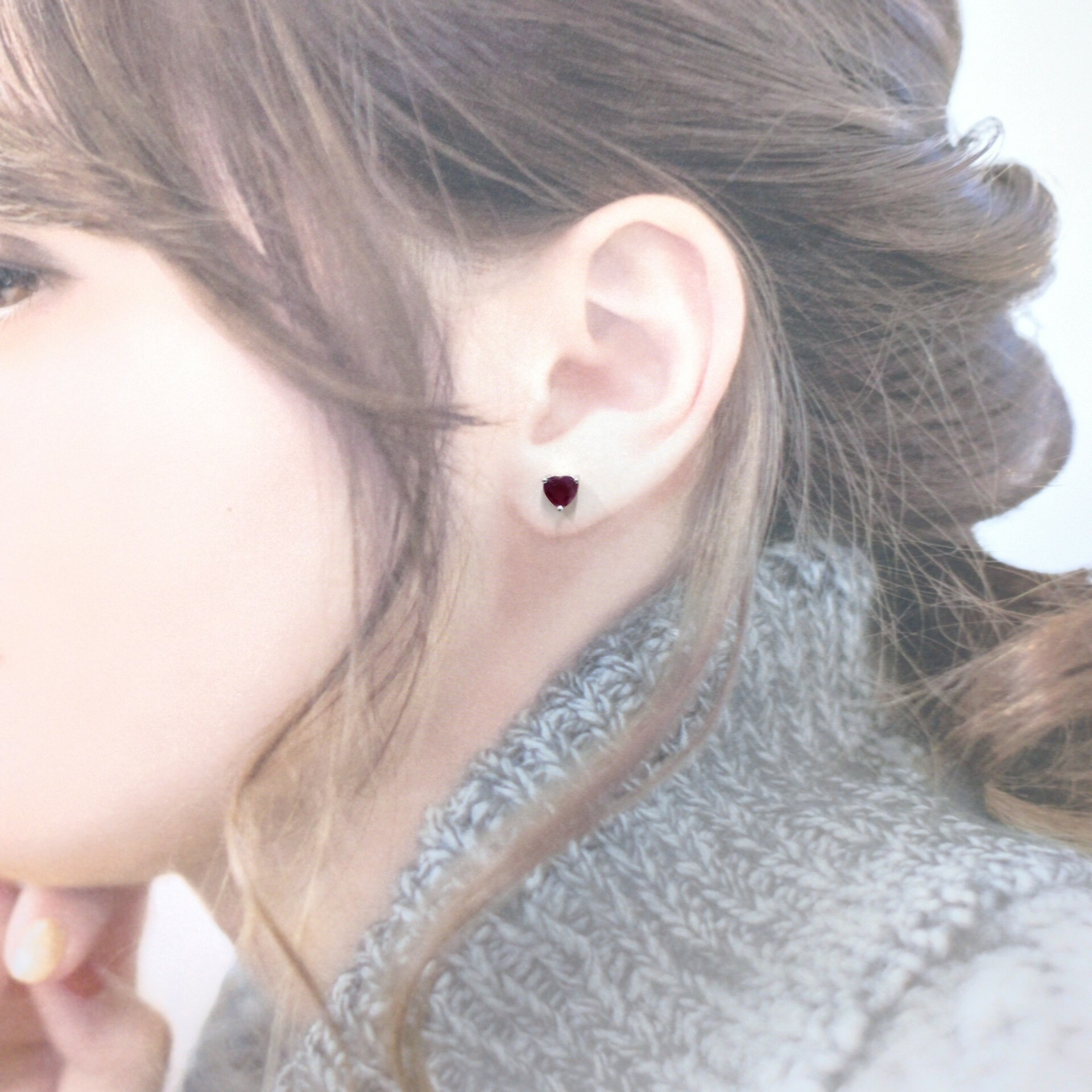 全新18K白金【主石1卡85份紅寶石】耳環