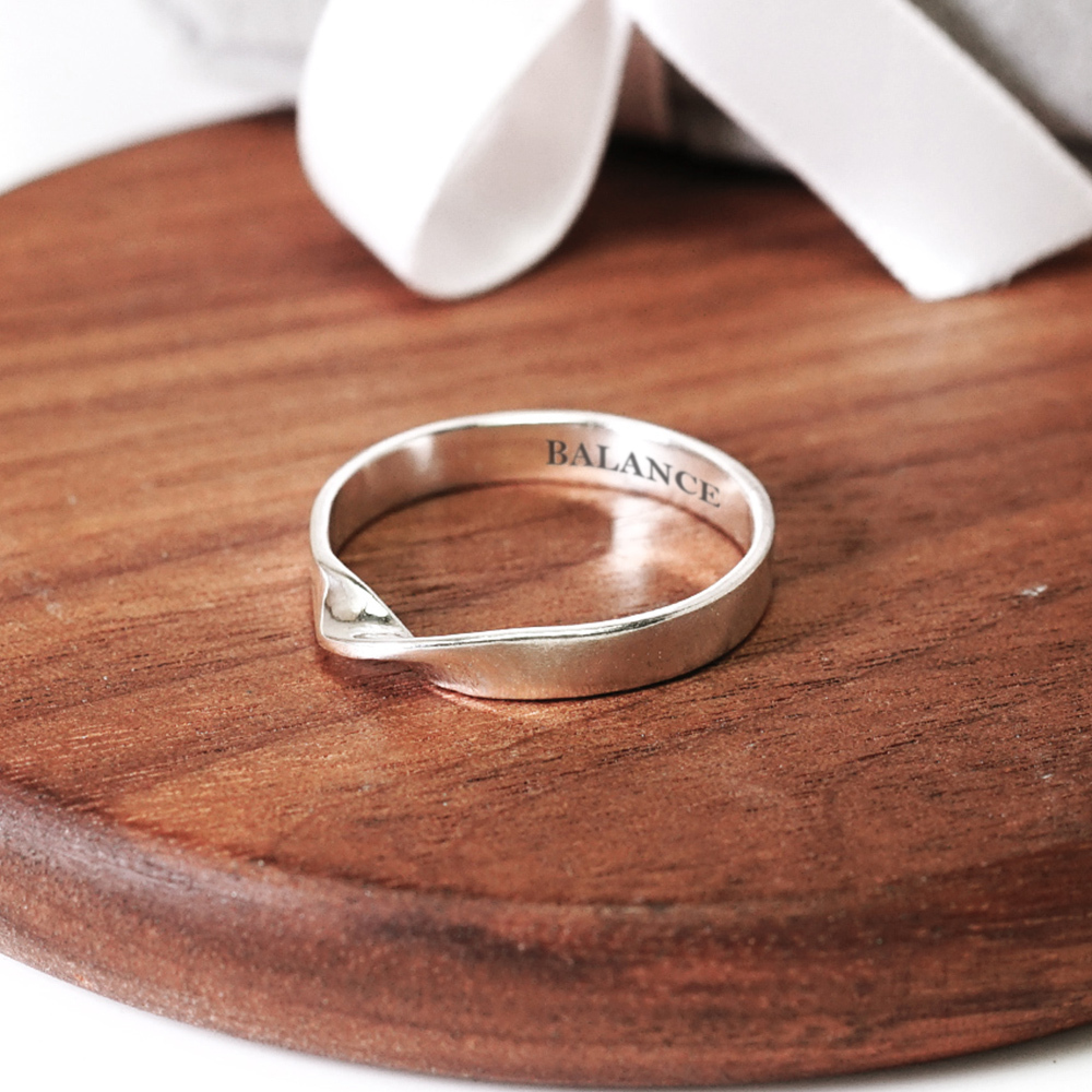 莫比烏斯銀戒 Mobius M 寬版 925純銀戒指 客製化 刻字訂製 女生戒指 男生戒指 純銀尾戒