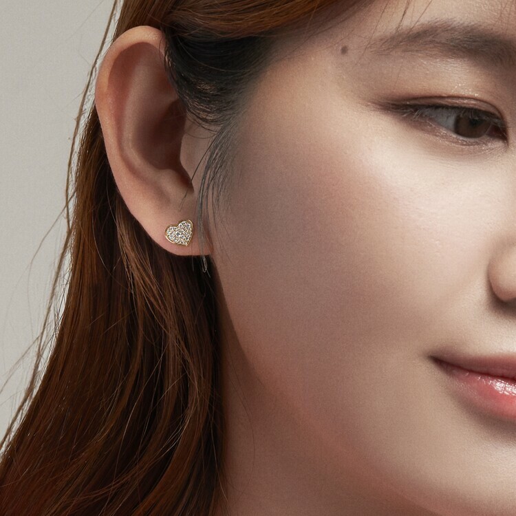 18K黃金鑽石心形設計耳環