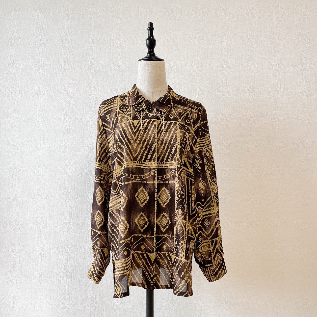 日本製啡色花瓣領民族風圖案古著上衣