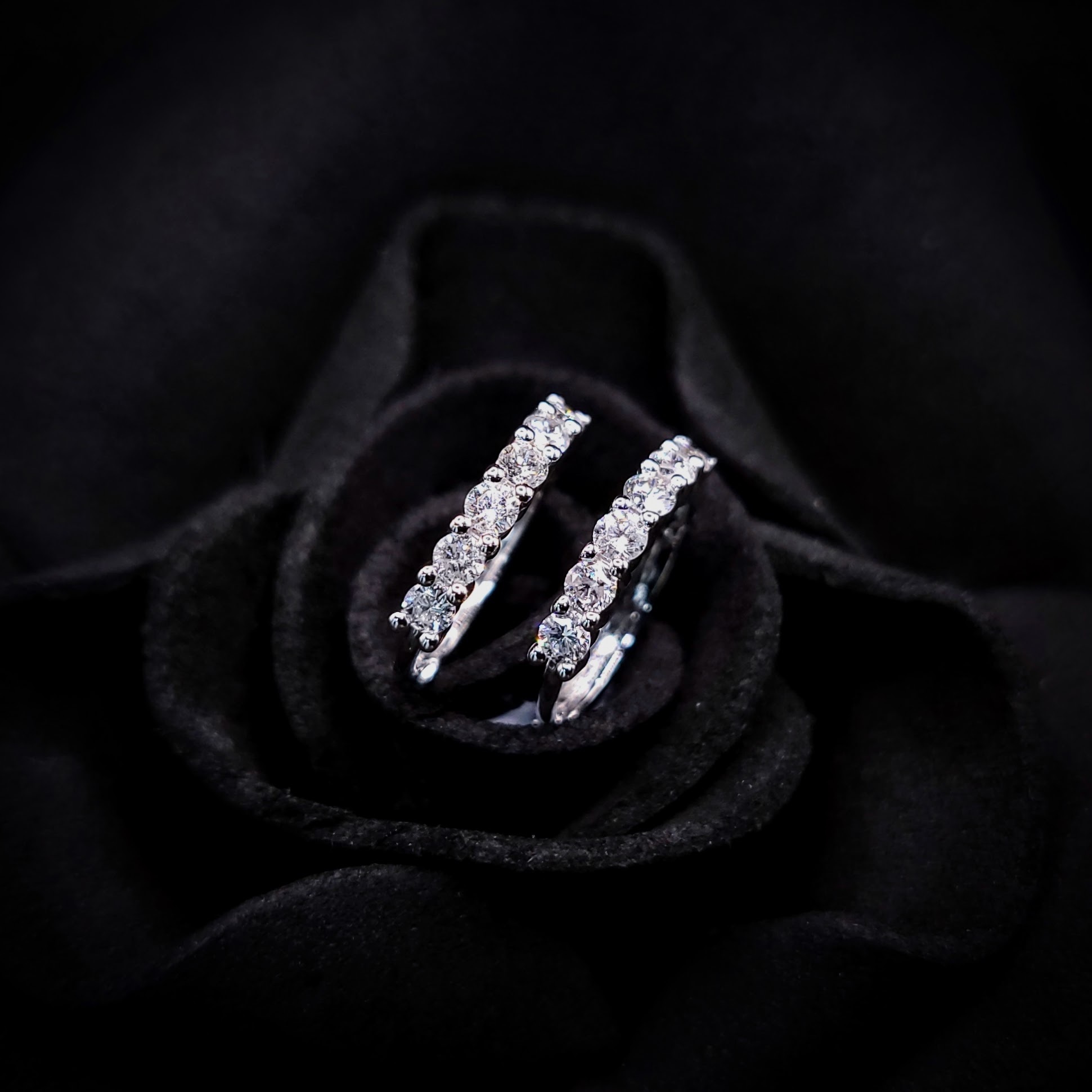 18K White Gold 0.27ct Diamond Hoop Earrings