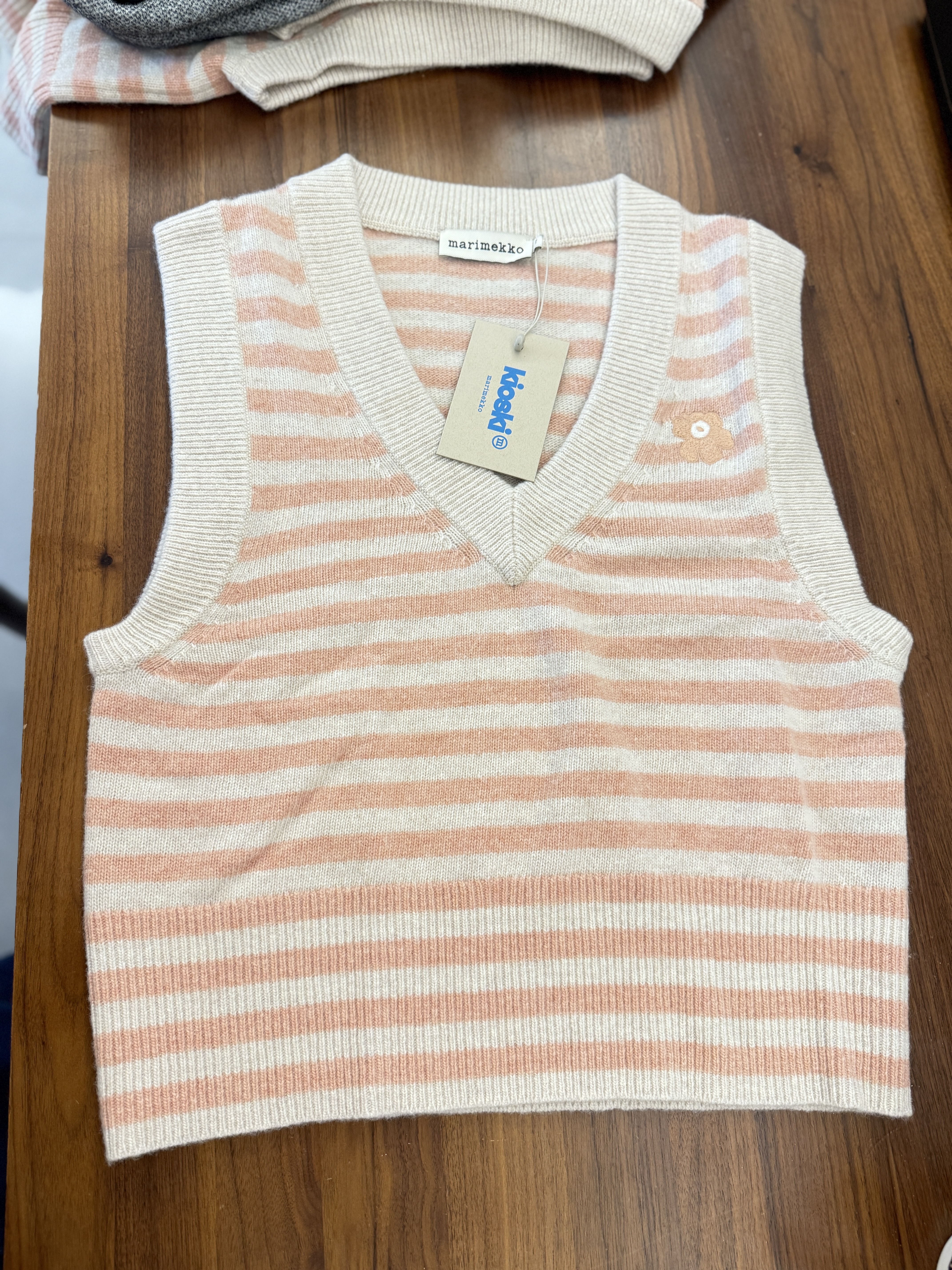 代購現貨 | Marimekko 背心冷衫 | Pink x beige 間條
