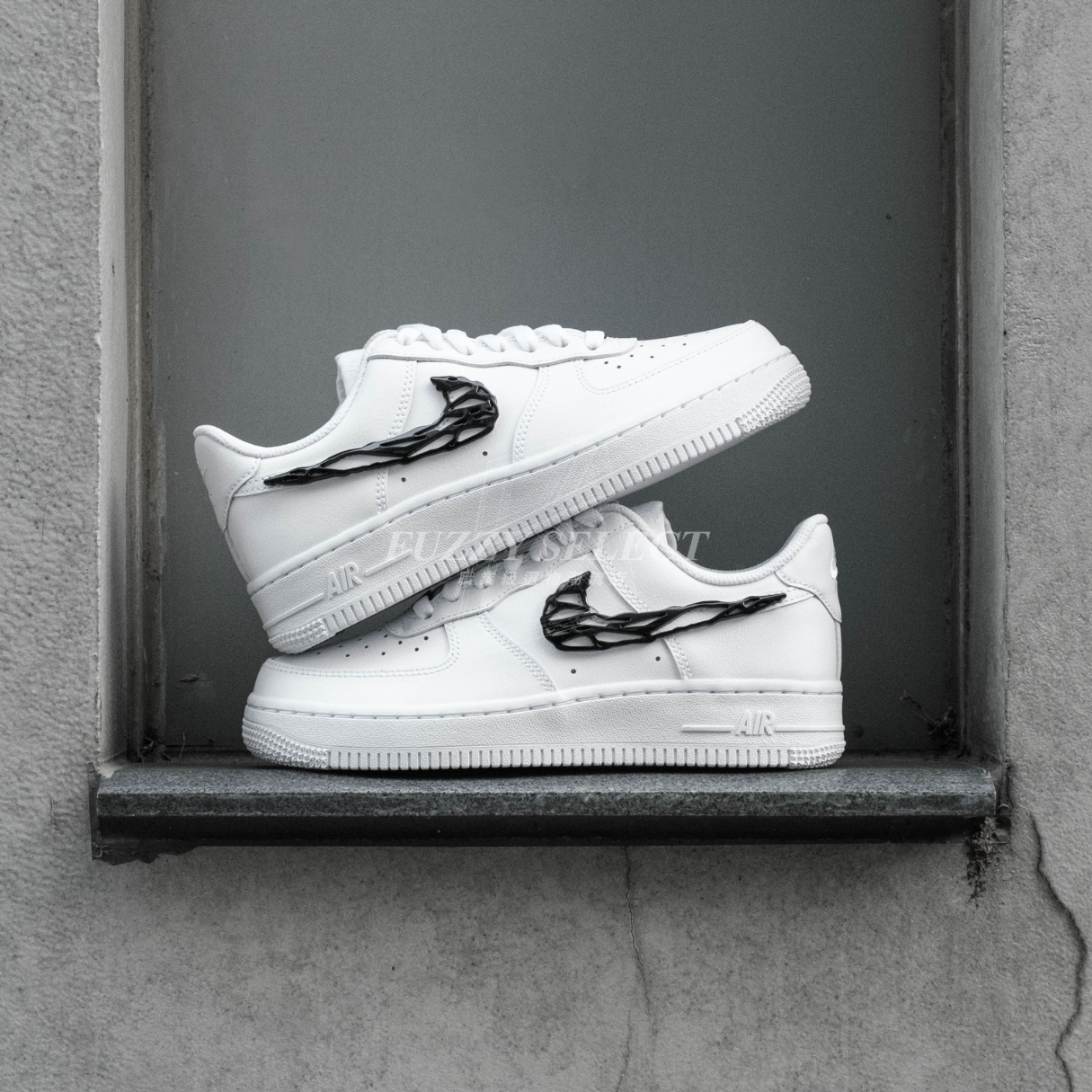 【逢甲 FUZZY】W Nike Air Force 1 "Molten Metal"  猛毒 金屬液態 黑勾 IF1686-101