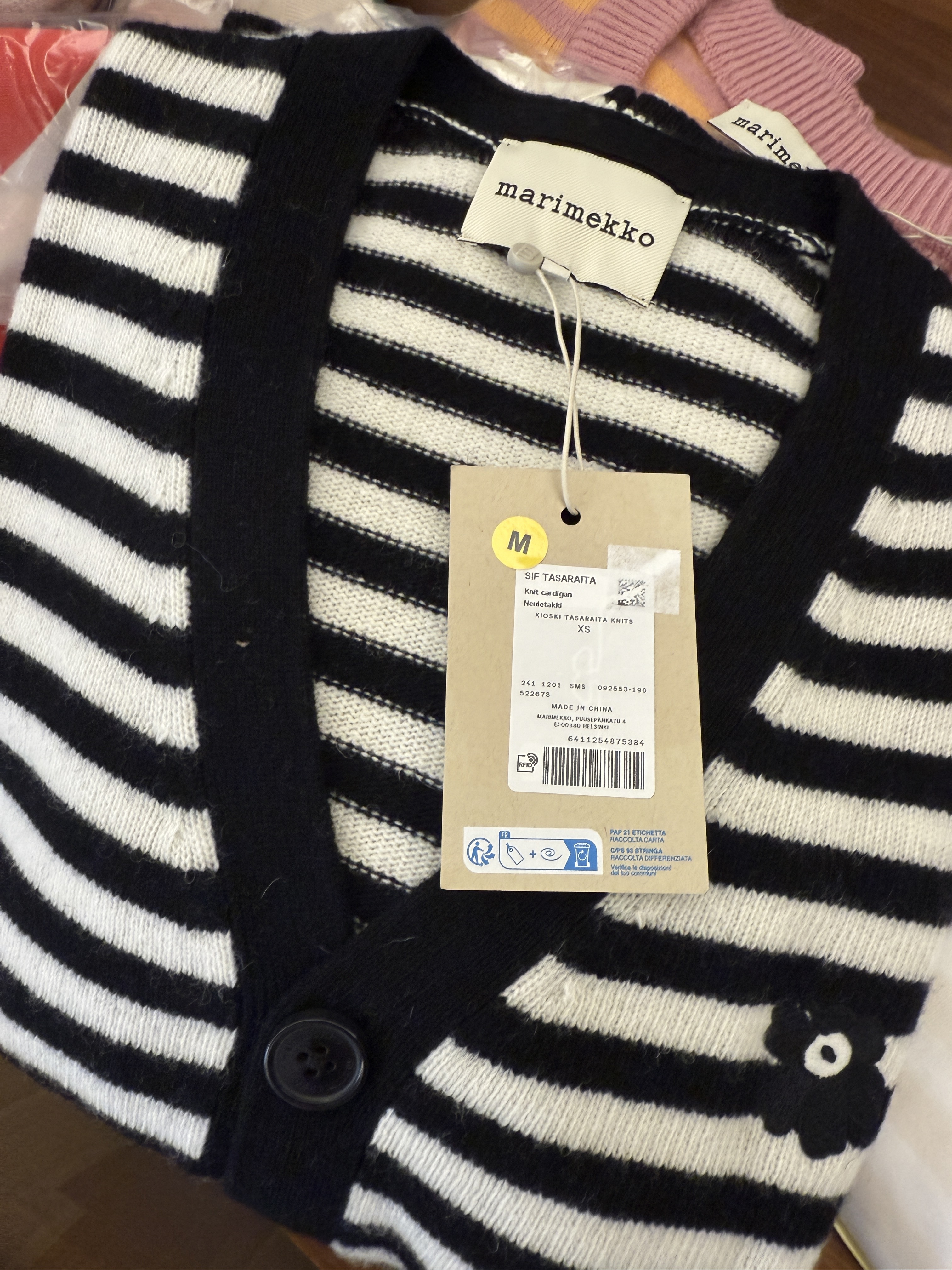 代購現貨 | Marimekko 黑白間條開胸冷衫| size xs
