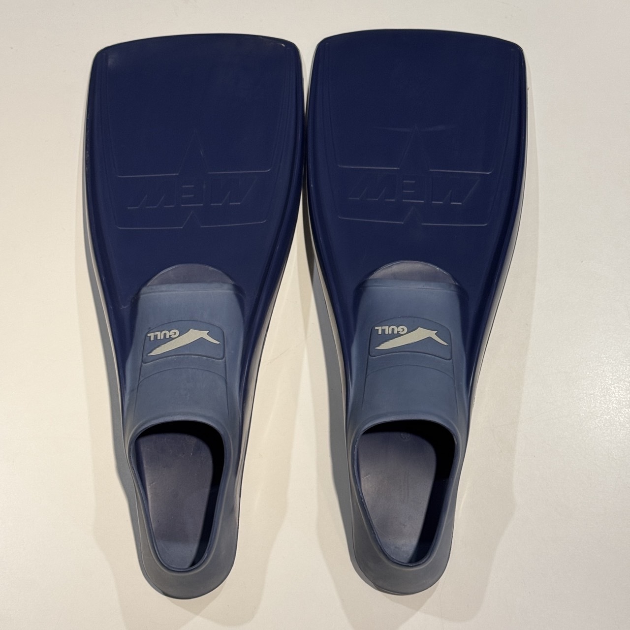 GULL - MEW 套腳式短蛙鞋