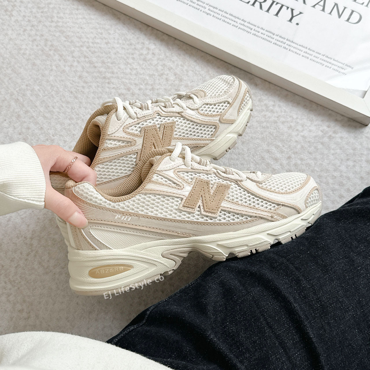 NEW BALANCE 740 奶茶色 奶油底 米色 大地色 咖啡色 男女鞋 U740IN2 / 現貨