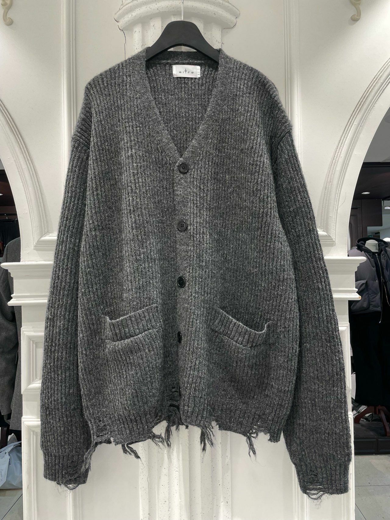 暗直紋破邊開胸針織外套 alife-026JK