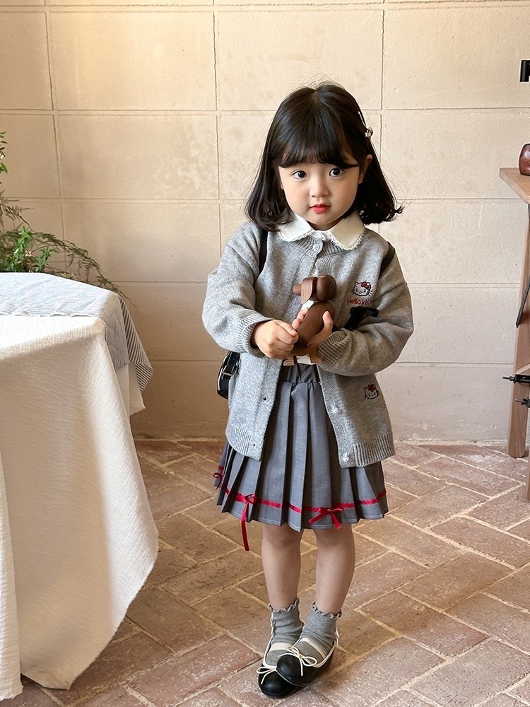 日系灰針織外套/文青感襯衫+百褶裙套裝