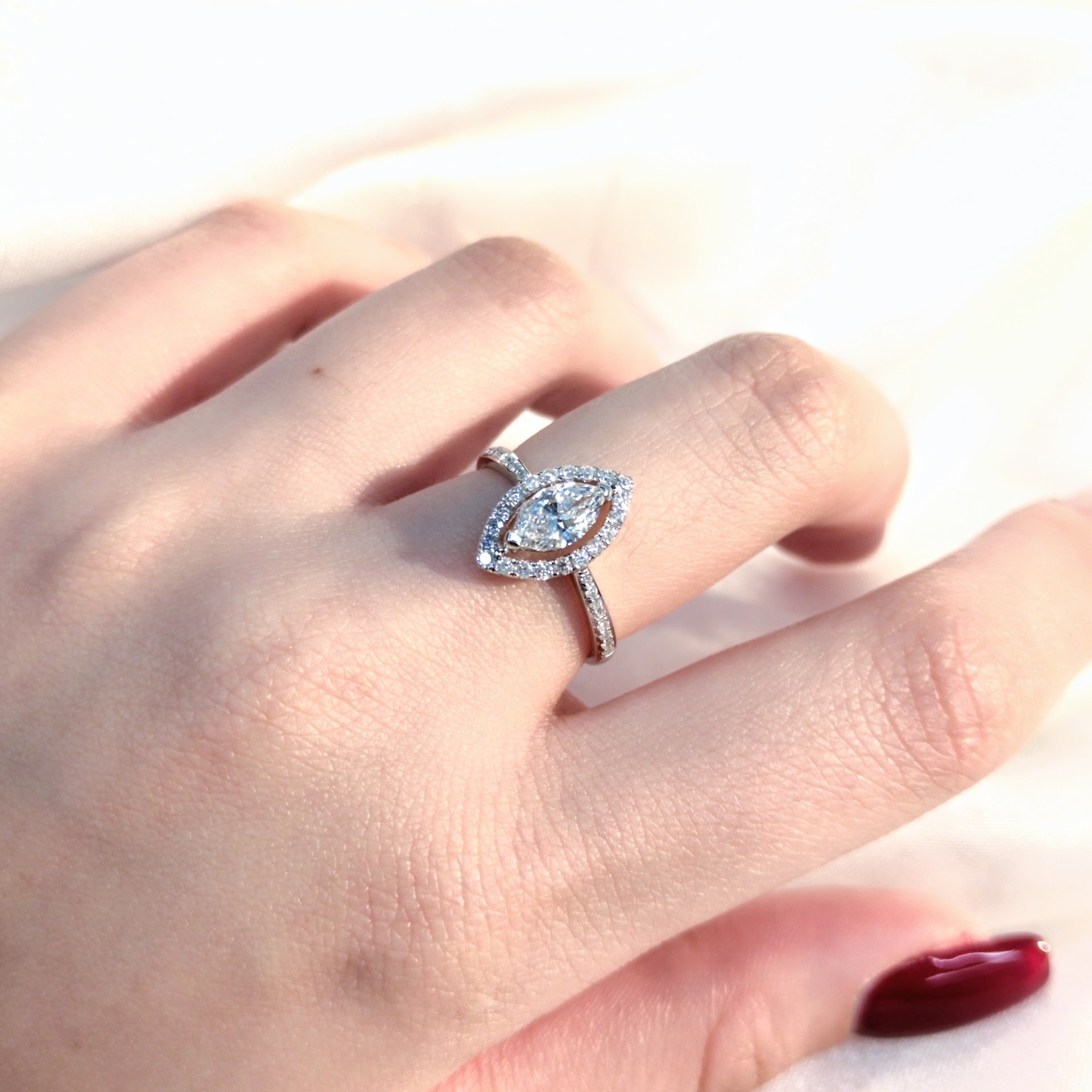 18K White Gold 0.76ct Marquise Cut Diamond Ring