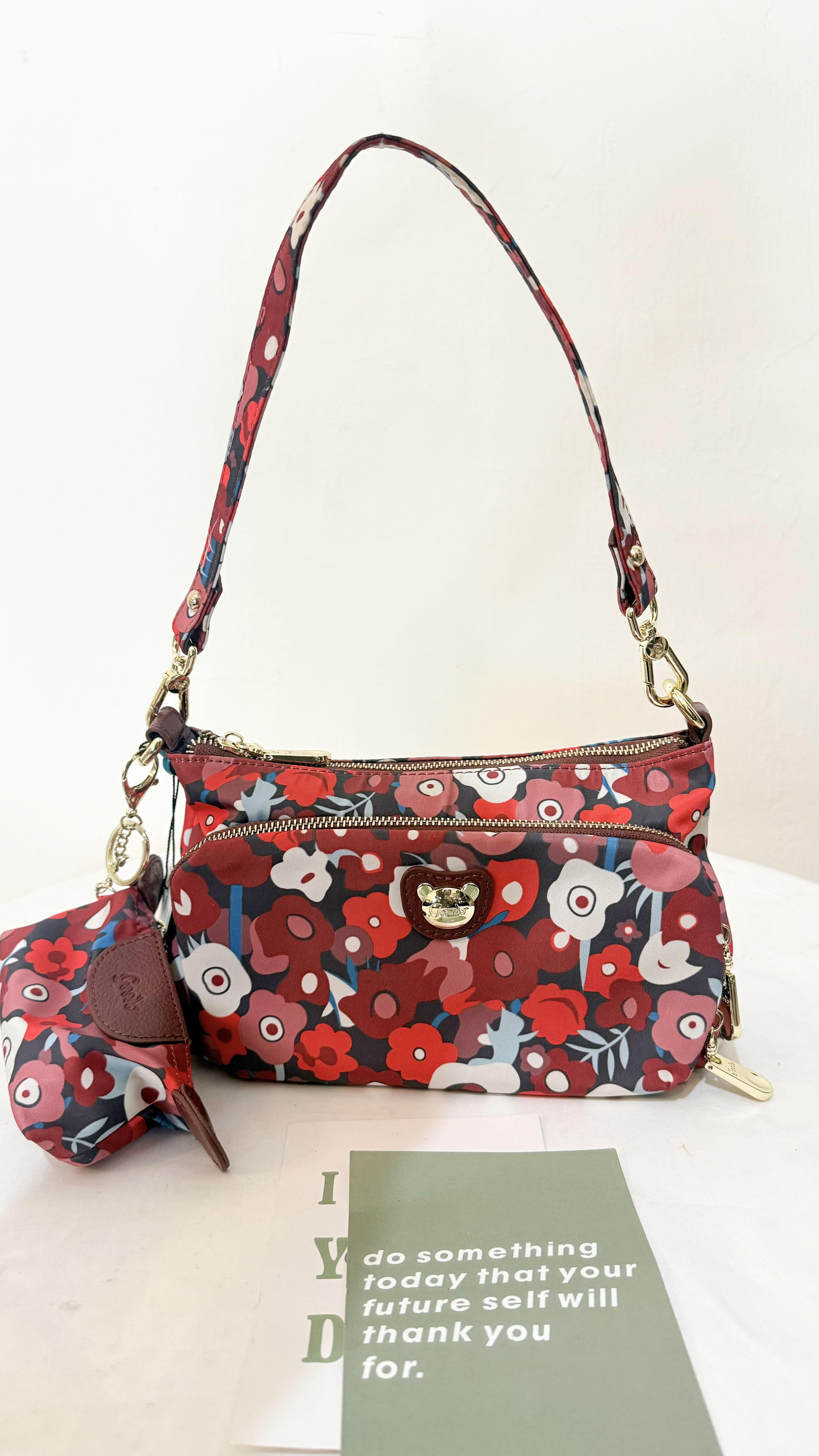 GOODS 紅花朵拼色防潑水肩背包 / 側背包  #2813