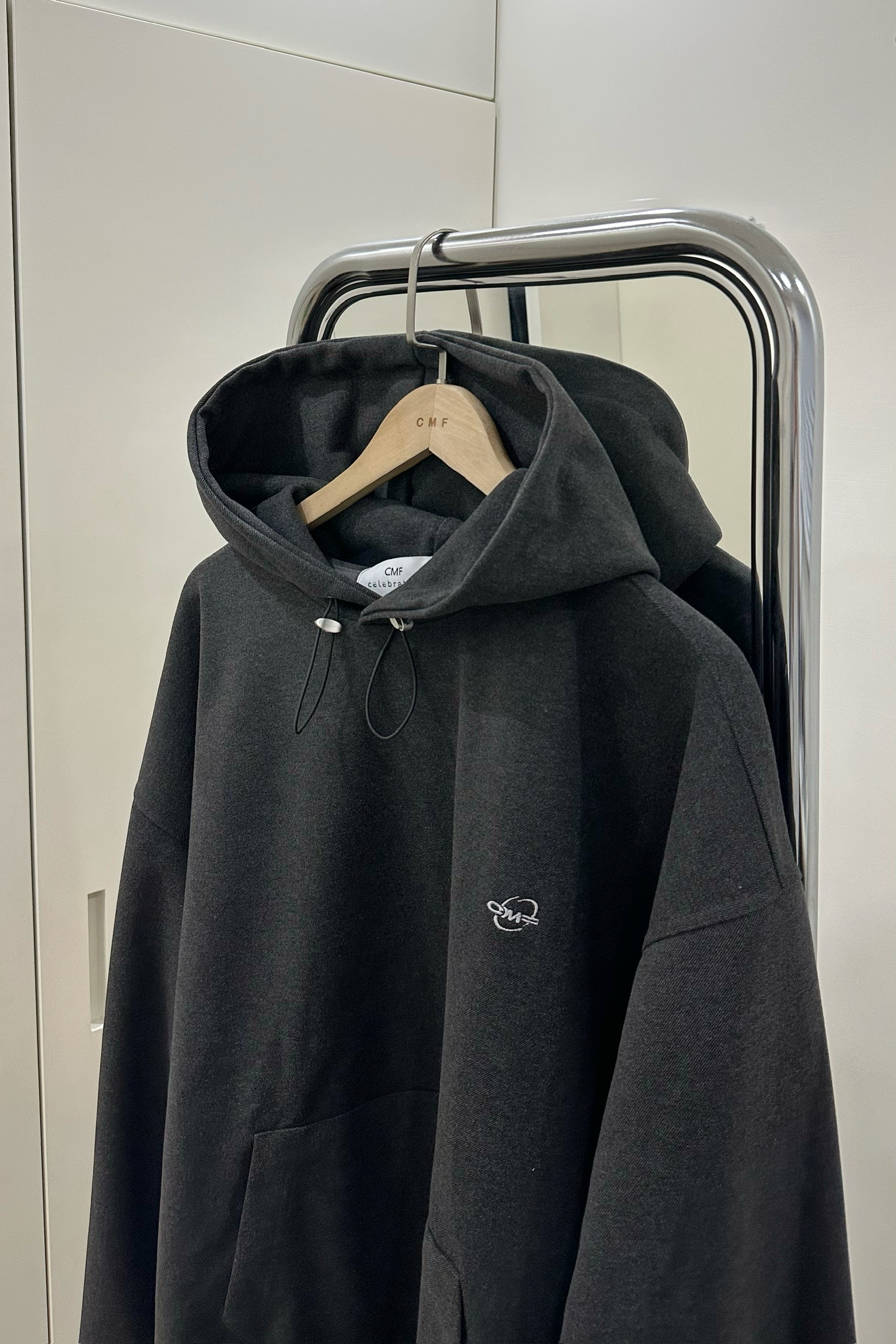 CMF毛呢刺繡帽Tee （春節限量色）