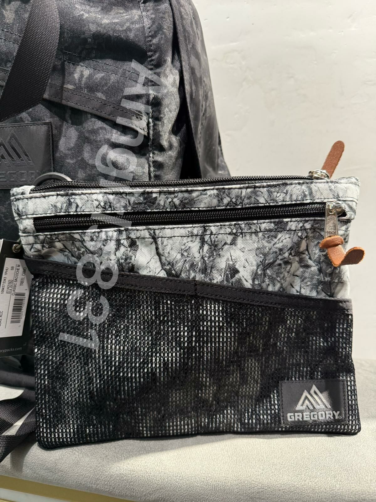 Gregory day pack black tapestry +  GREGORY SACOCHE M treeline camo