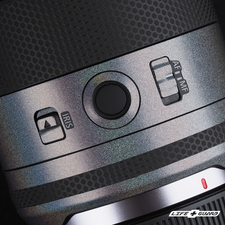 Canon RF 24mm F1.4 L VCM 貼膜質感特寫，LIFE+GUARD 精準開版