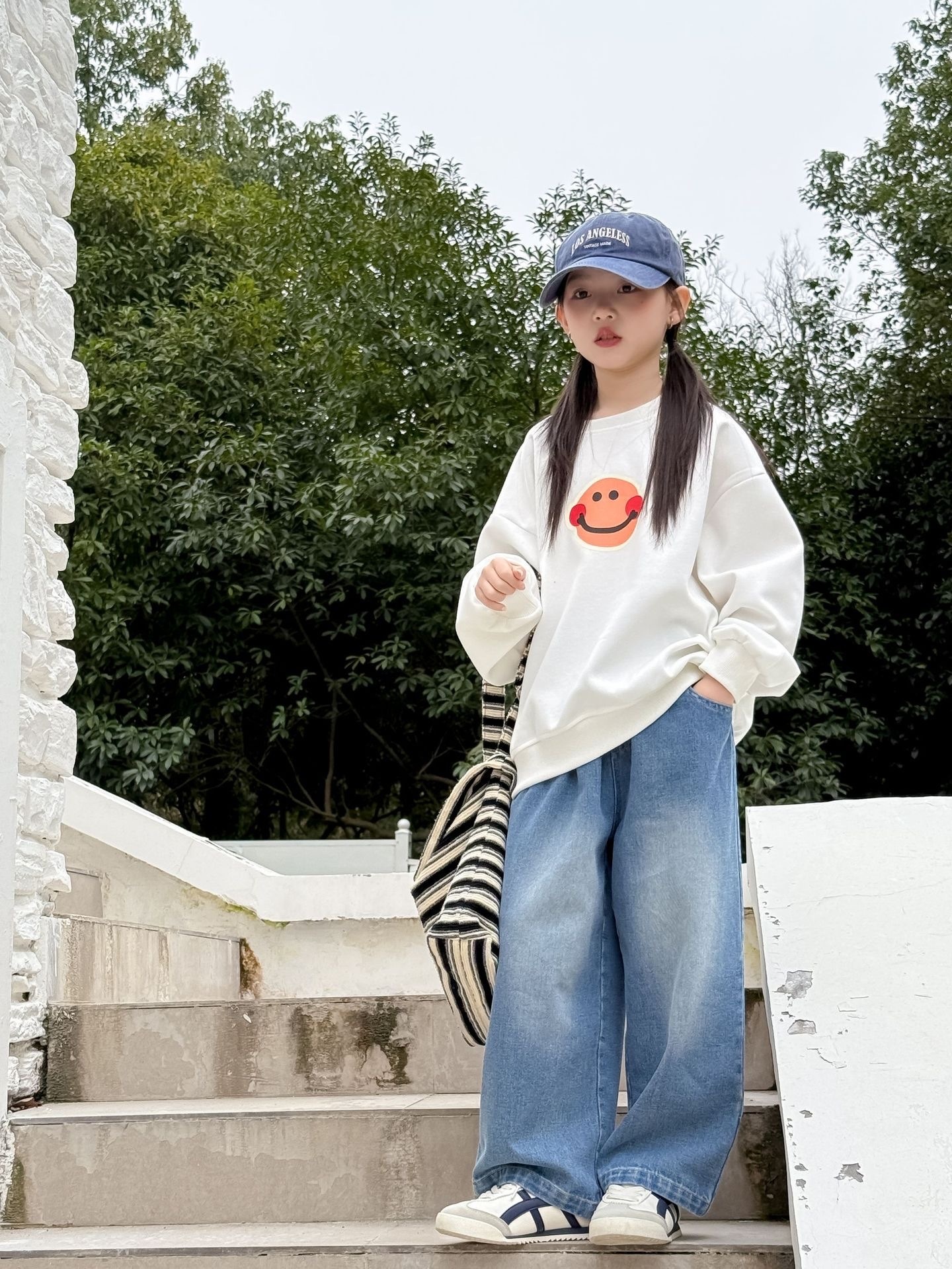 可愛大笑臉大學T