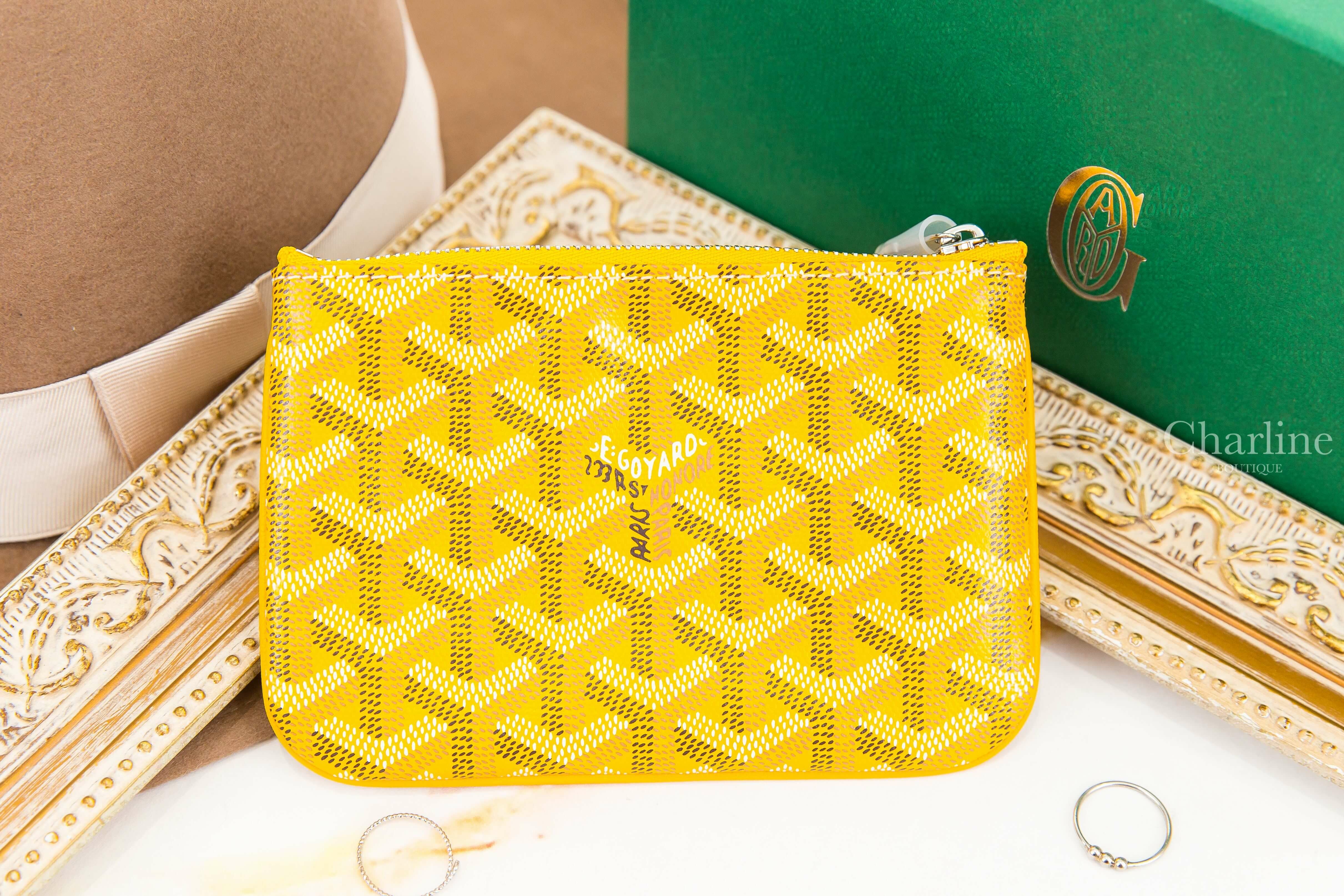 Goyard Sénat Mini Pouch 黃色迷你小牛皮黃色內裡銀色拉鍊零錢包-Charline Boutique 精品代購