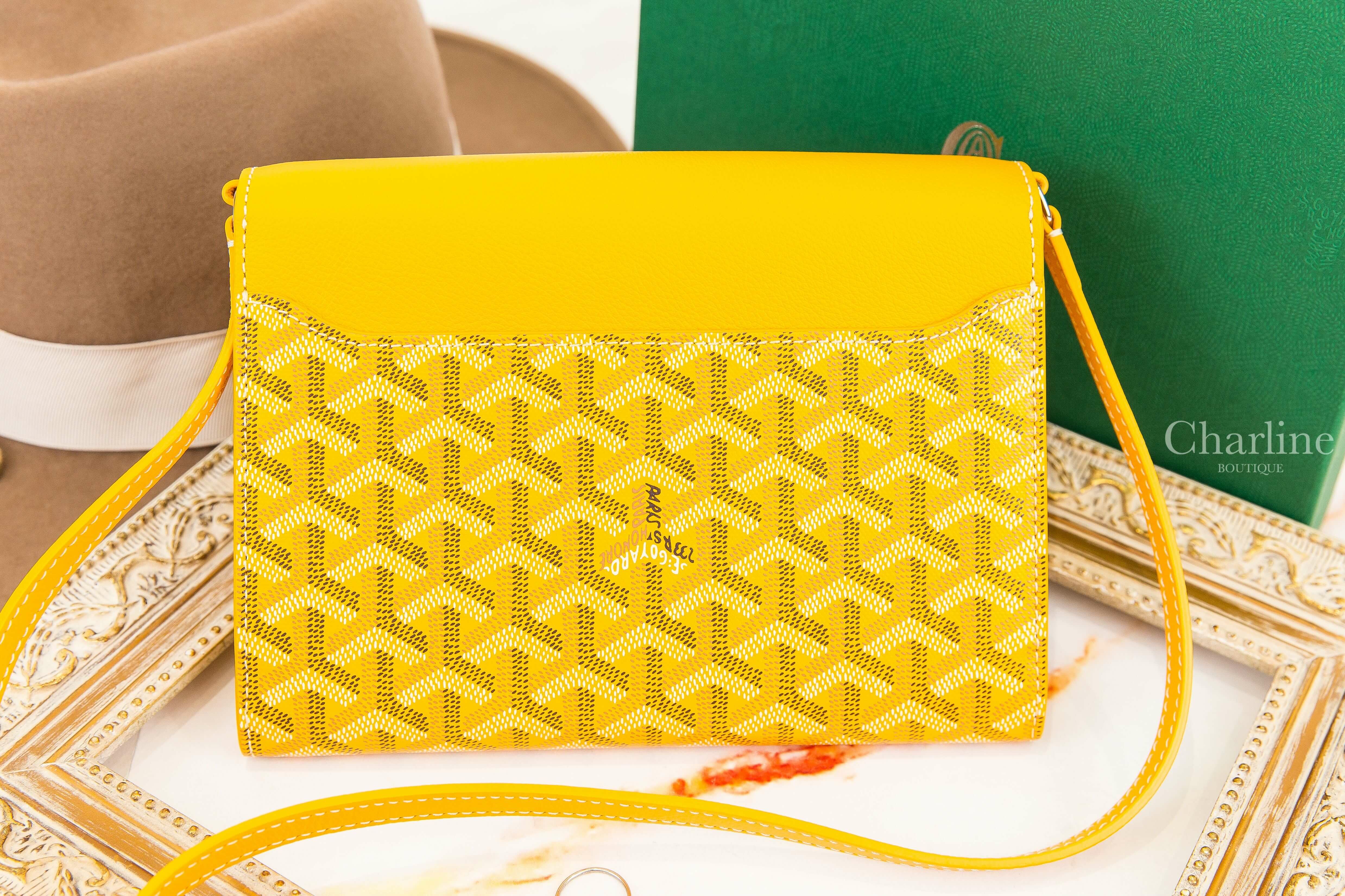 Goyard Chypre Wallet Pouch 黃色帆布小牛皮銀色G釦信封肩背包-Charline Boutique 精品代購