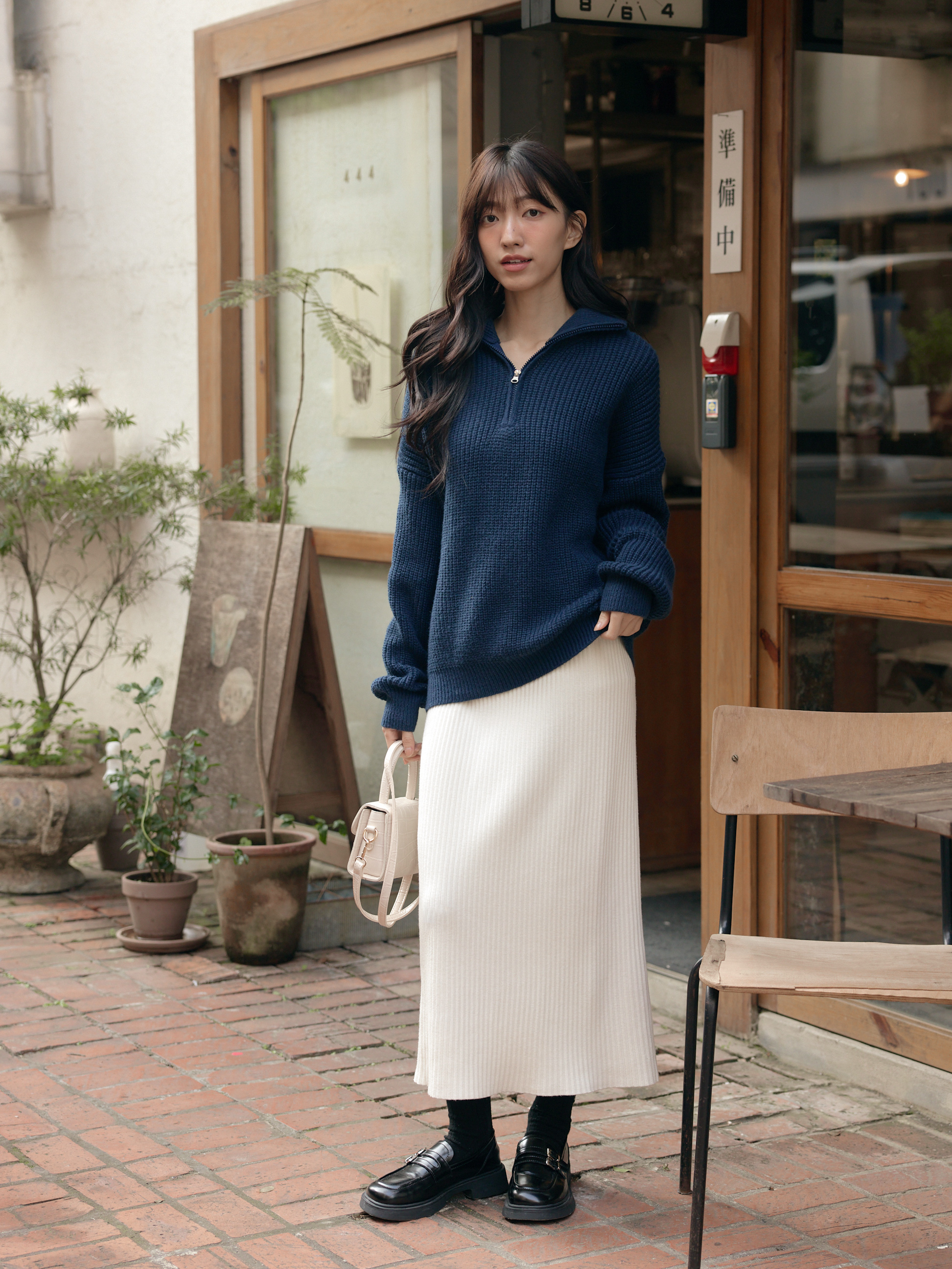 翻領半拉鍊長版針織上衣