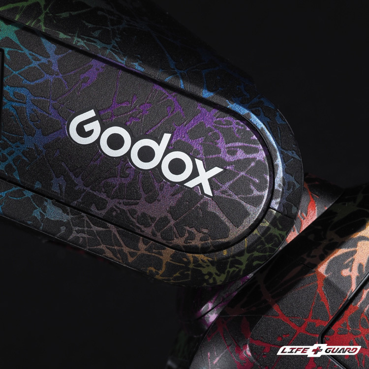 潑墨系列貼膜質感特寫，LIFE+GUARD 設計風格