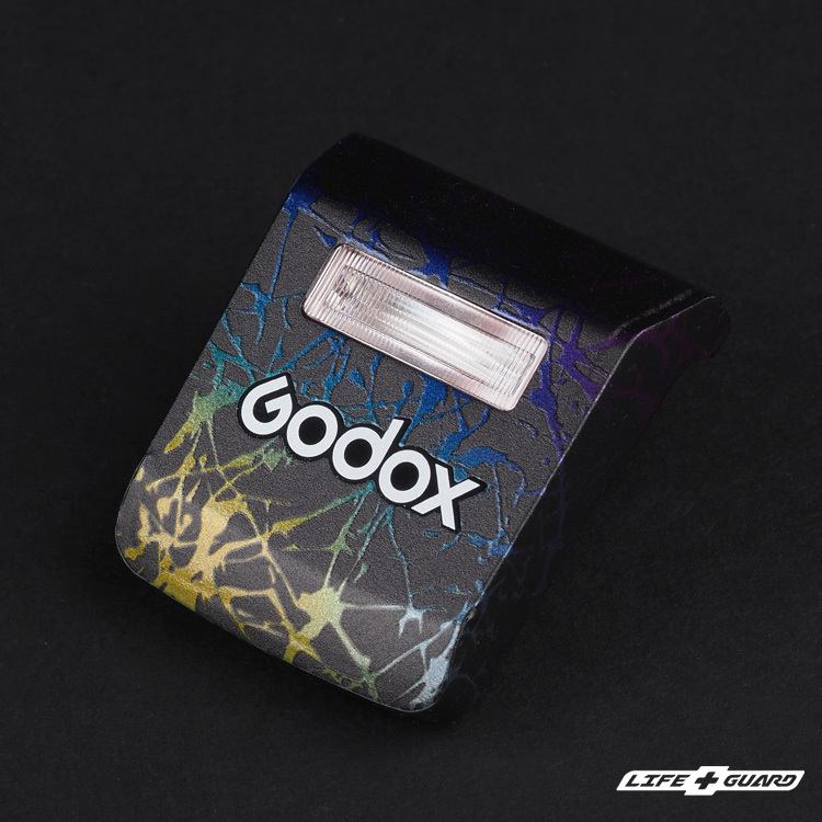 潑墨系列貼膜質感特寫，LIFE+GUARD 設計風格