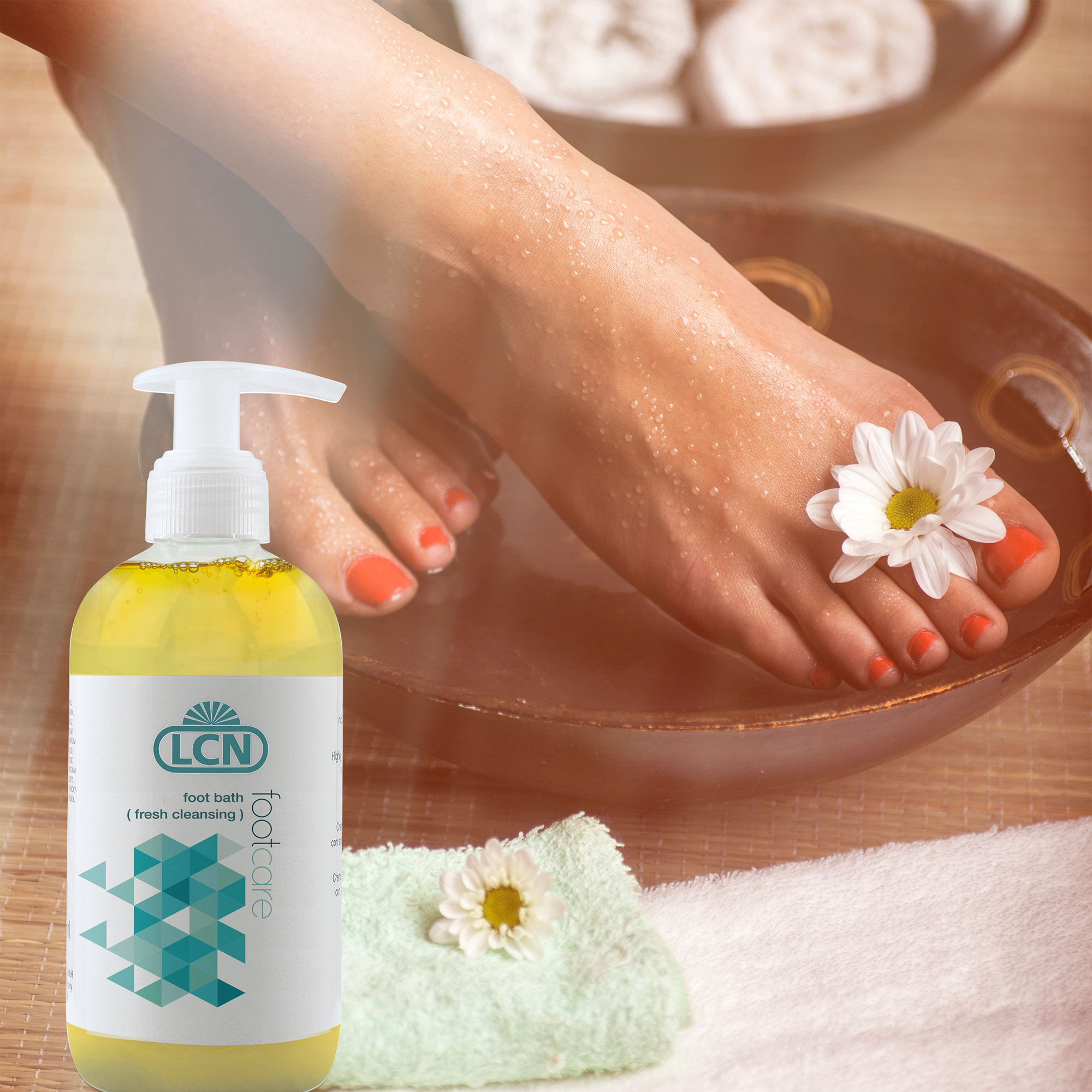 LCN 清爽舒緩足浴露 250ML