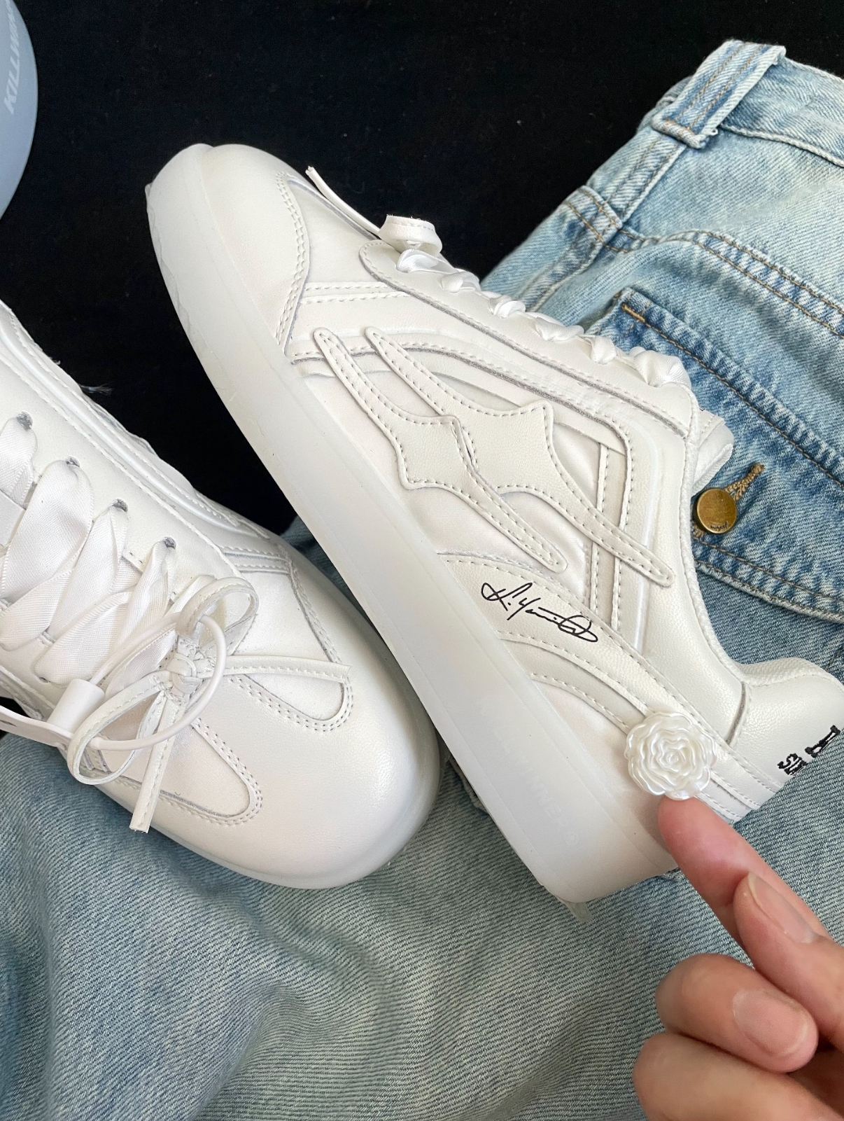 Killwinner 白月光蕾絲德訓鞋 白色 全白 板鞋 蕾絲 緞帶 珍珠 蝴蝶結 德訓鞋/預購