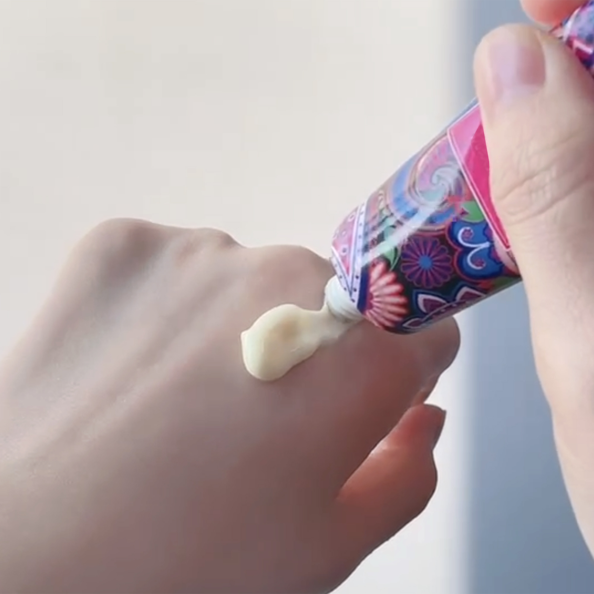 LCN 撫紋潤手膜, 30ml (免水洗設計手膜)