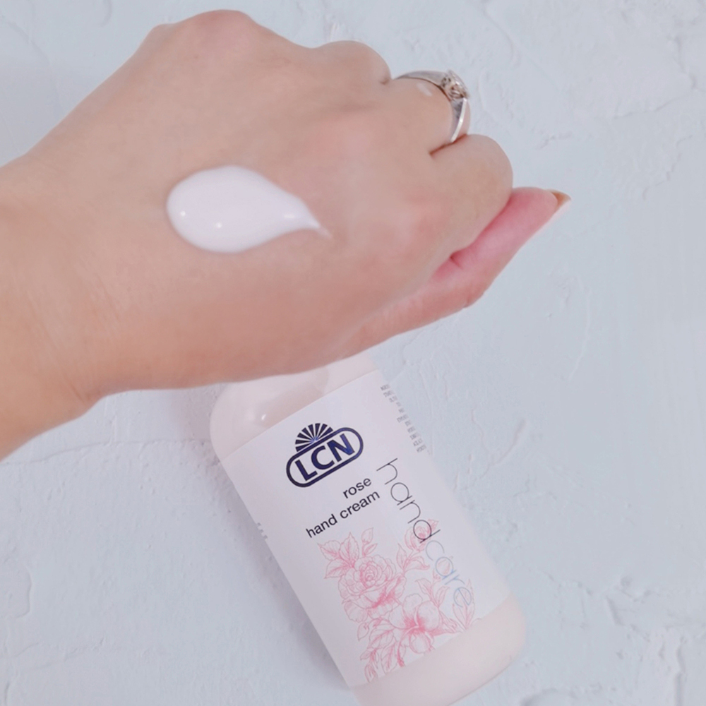 LCN 玫瑰舒緩潤手霜 250ml