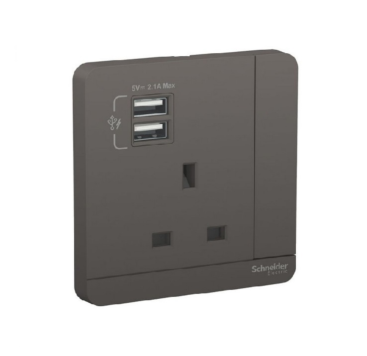 R032 奐尚13A 單位連保護門有掣插座連2位USB充電插座