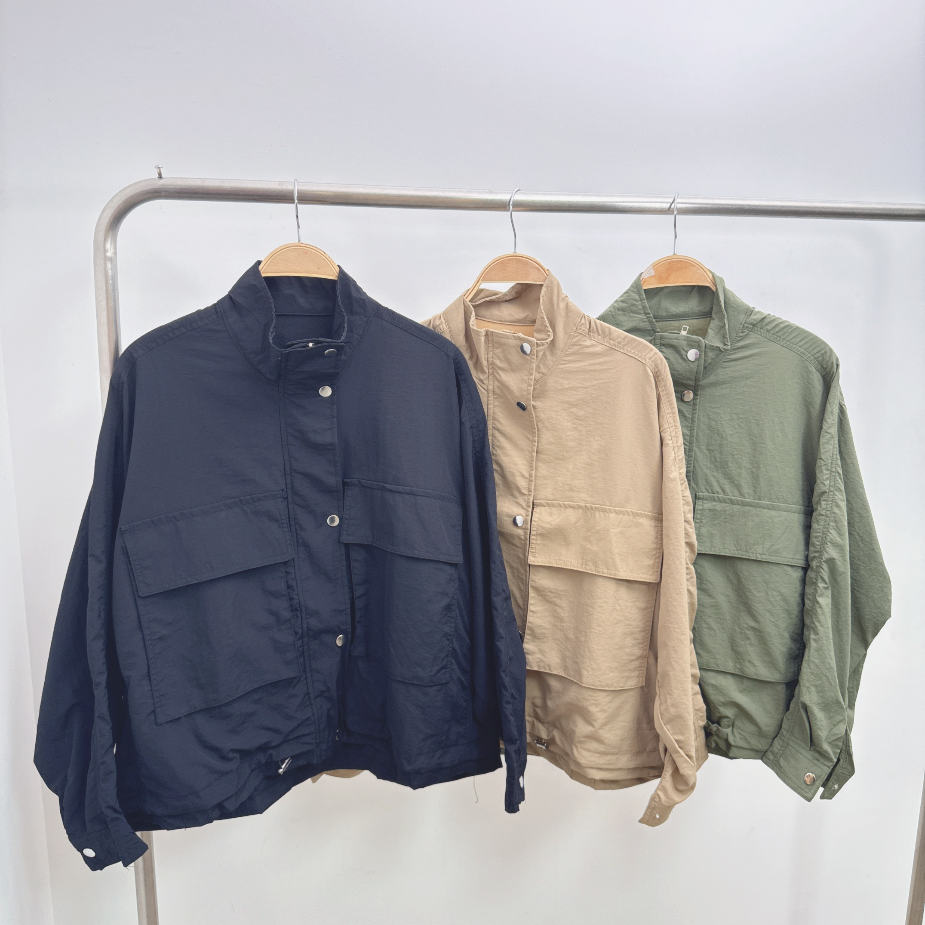 拉鏈款索繩腳雙袋風衣外套 (G1-G3)