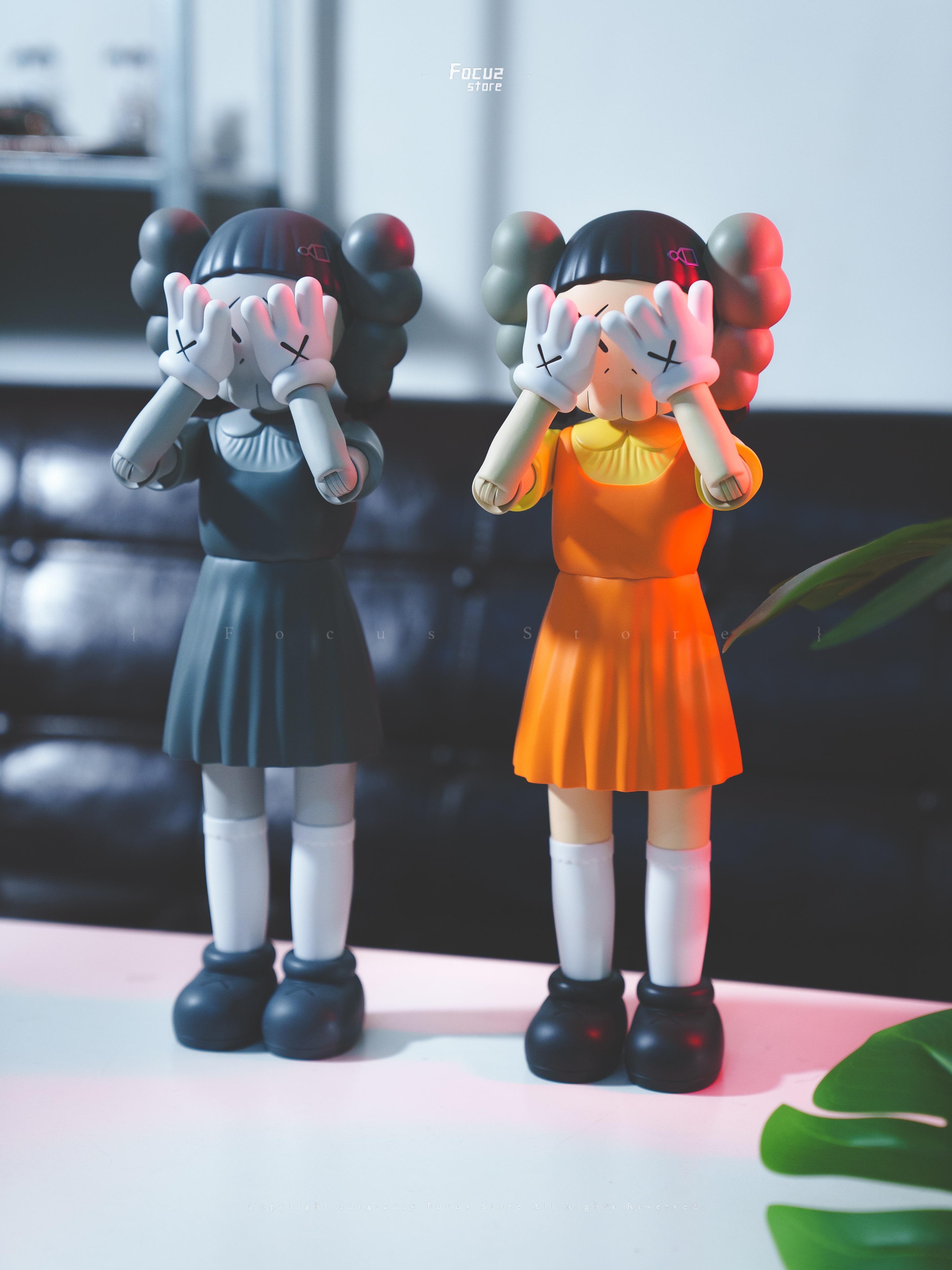 Focus Store】預購Squid Game x KAWS Young-Hee Vinyl Figur