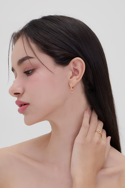 粉戀心語。針式耳環