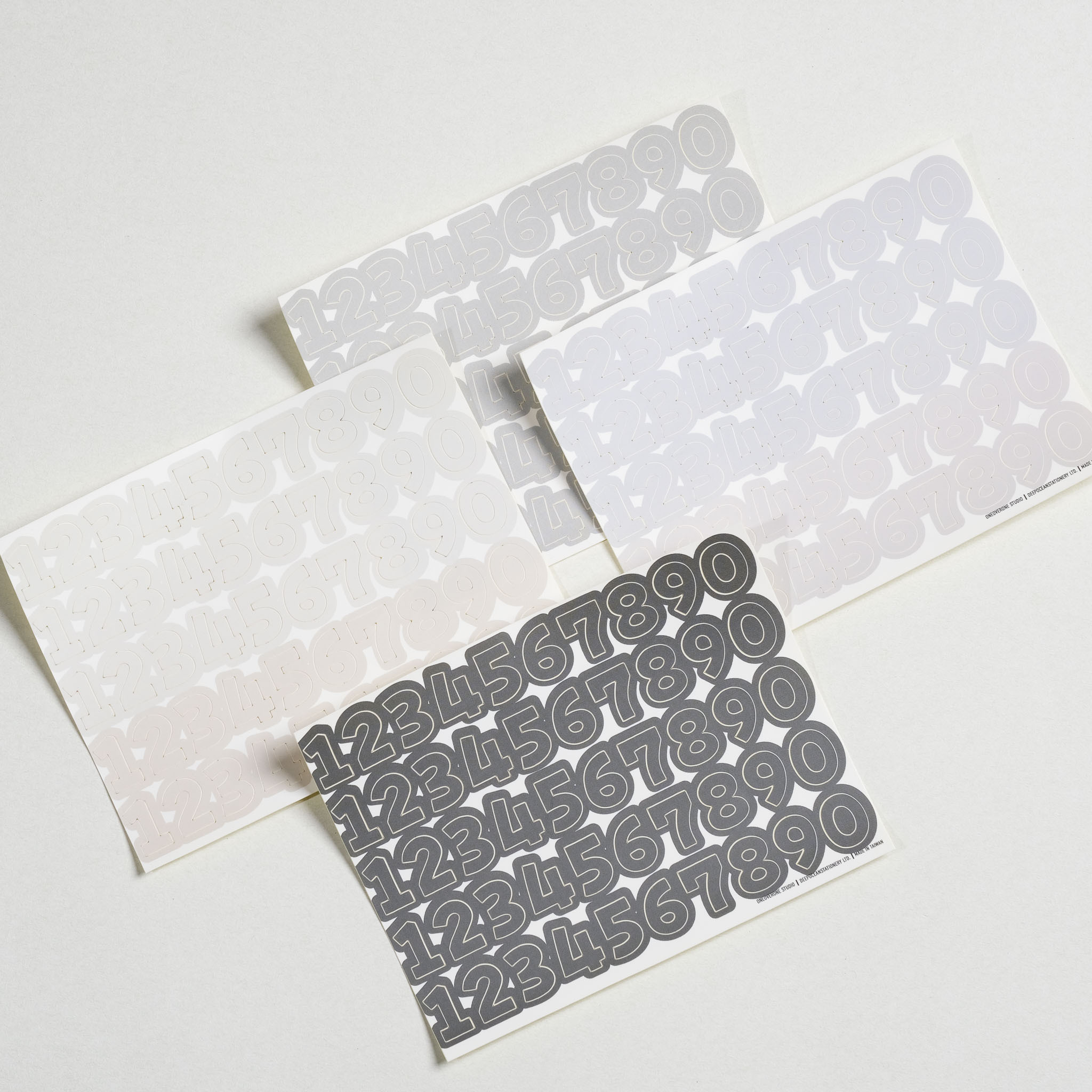 全割型數字貼紙 防水貼 / 一分之一工作室 / TAIWAN