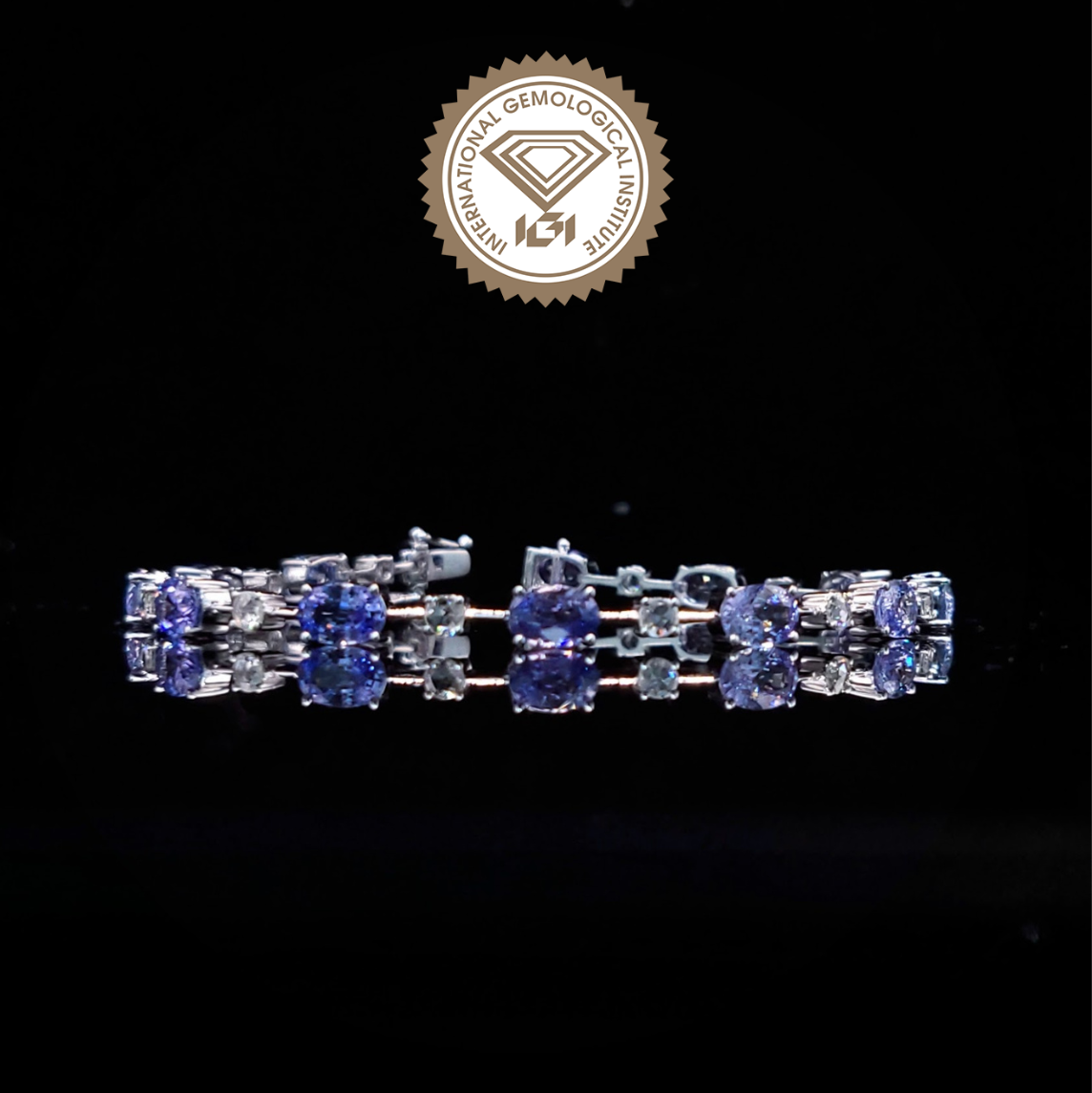 18K White Gold 7.37ct Sapphire and Diamond Bracelet