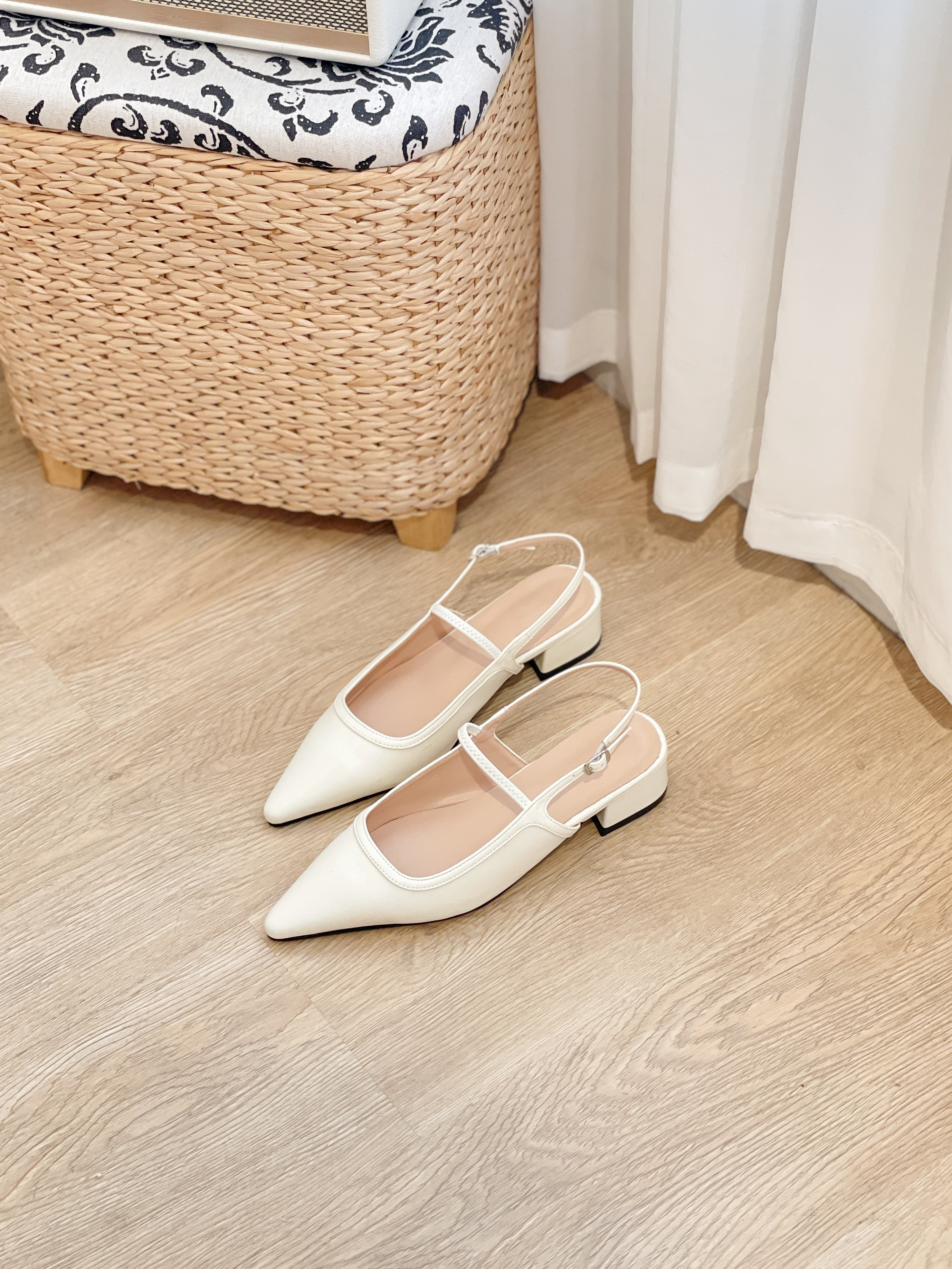 SHOE052 Bestie Pointed-toe Shoes