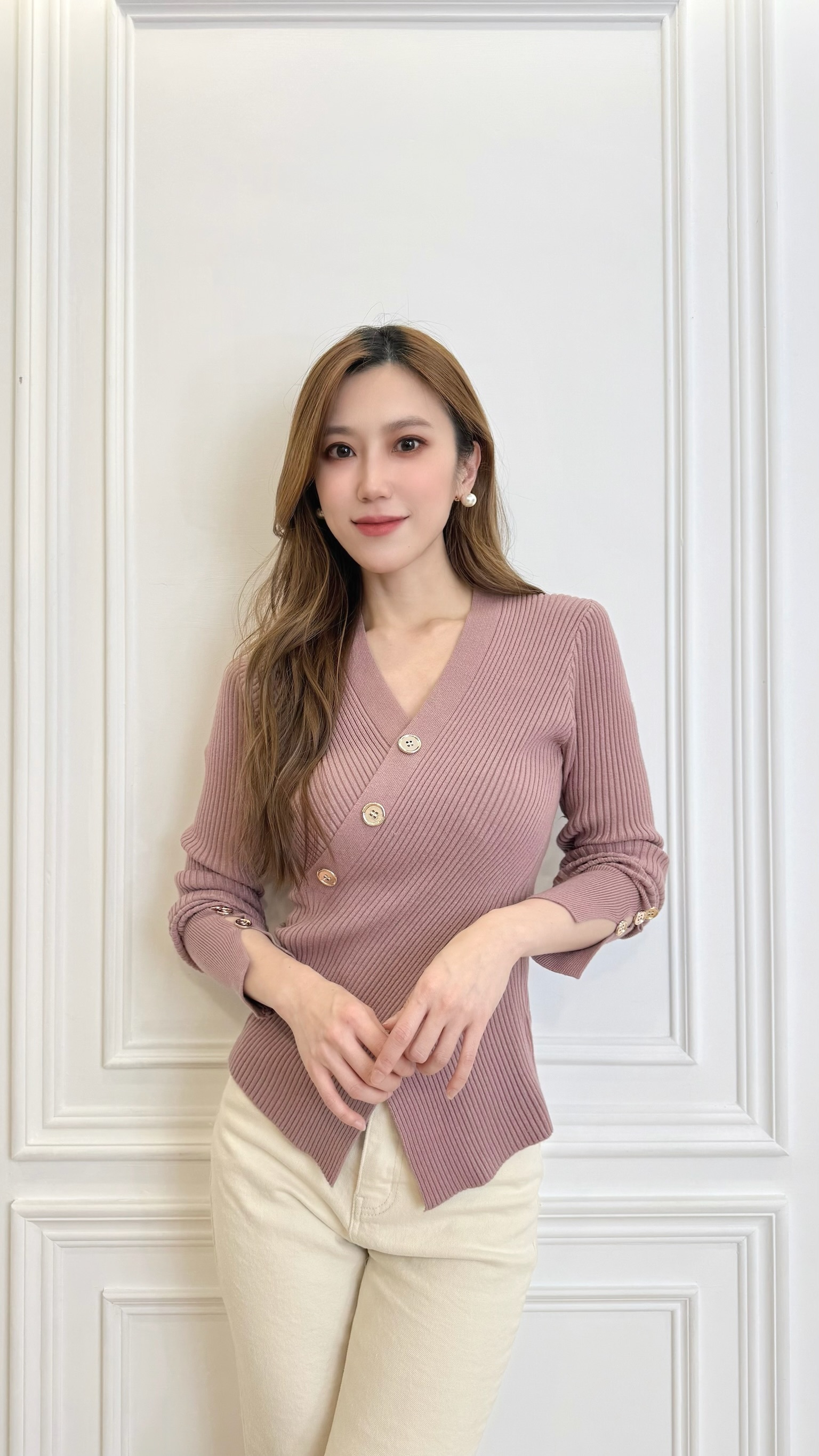 (年節必備!)絕美下擺交叉V領針織上衣