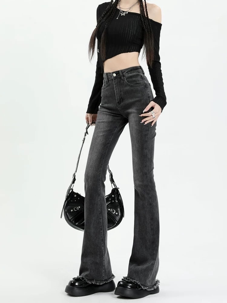 年末出清✧˖°. 店長的寶藏褲🌟超修身毛邊喇叭褲