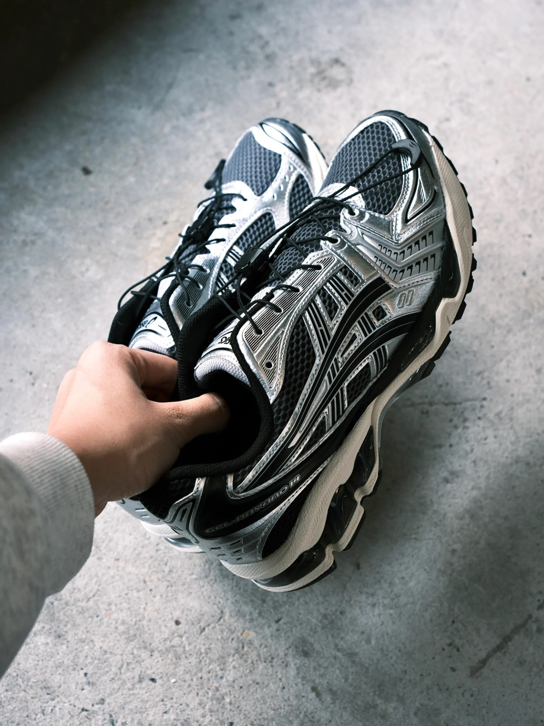 ASICS GEL-KAYANO 14 UNLIMITED PACK "CARRIER GREY BLACK" 先鋒銀 黑銀 灰銀 奶油底 男鞋 1203A549-020 / 現貨