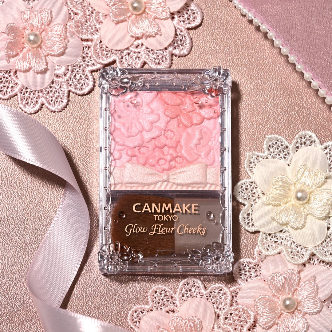 Glow Fleur Cheeks 花漾瑰麗胭脂系列