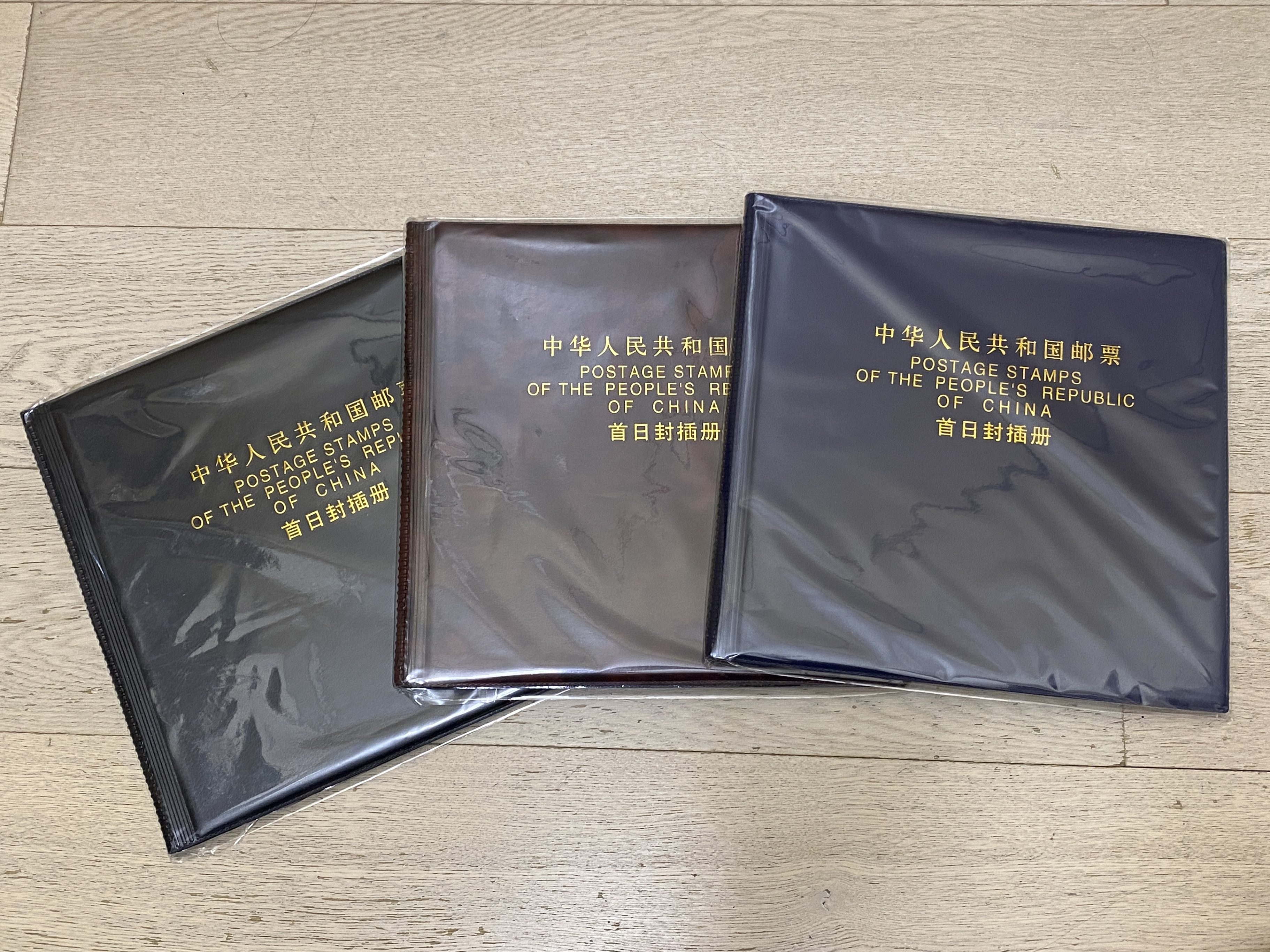 First Day Cover Album (Three Colors) Holds 80 Covers ($5 off for face-to-face transactions)