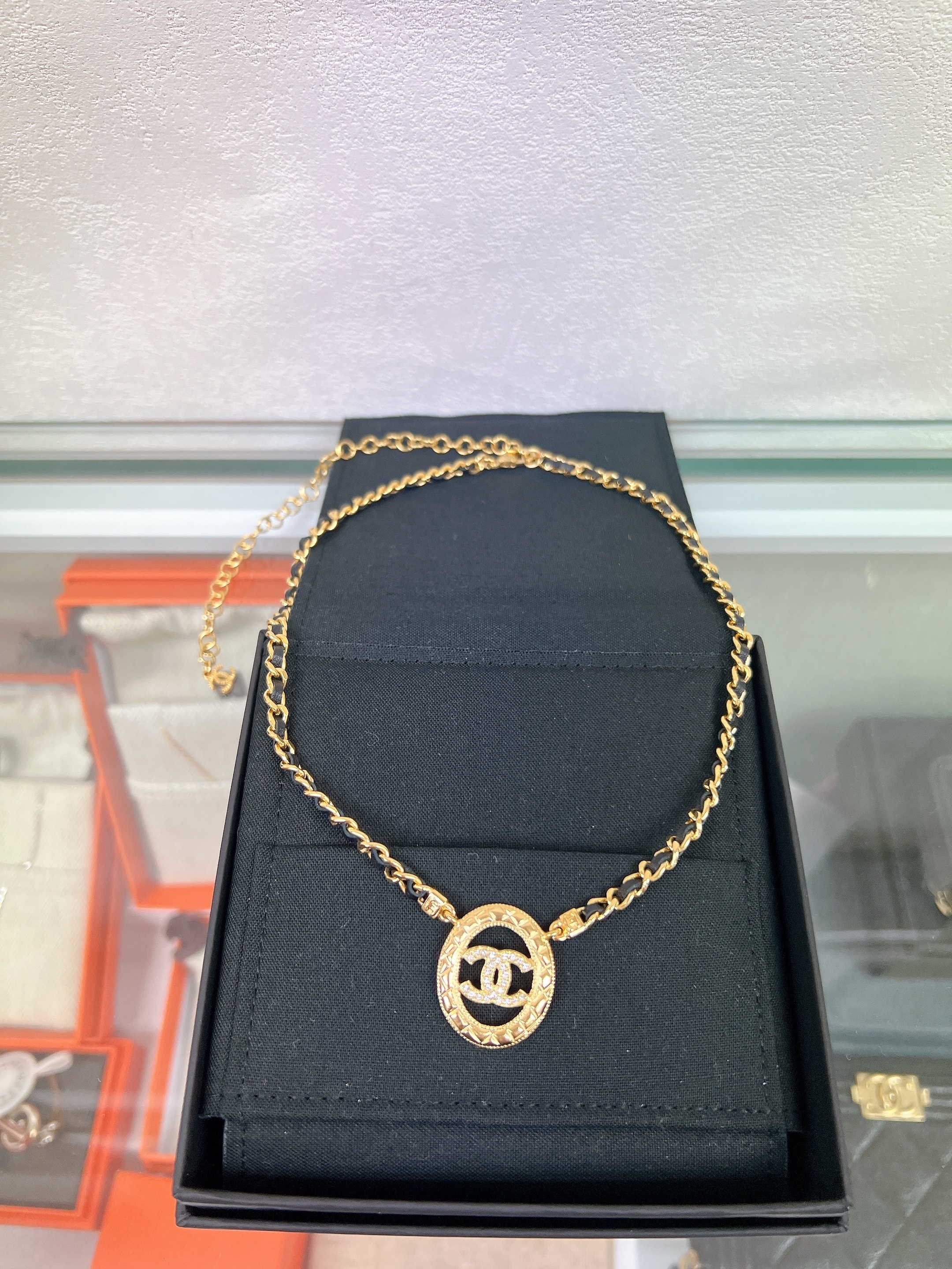 *Unused* Chanel 24a choker/ necklace