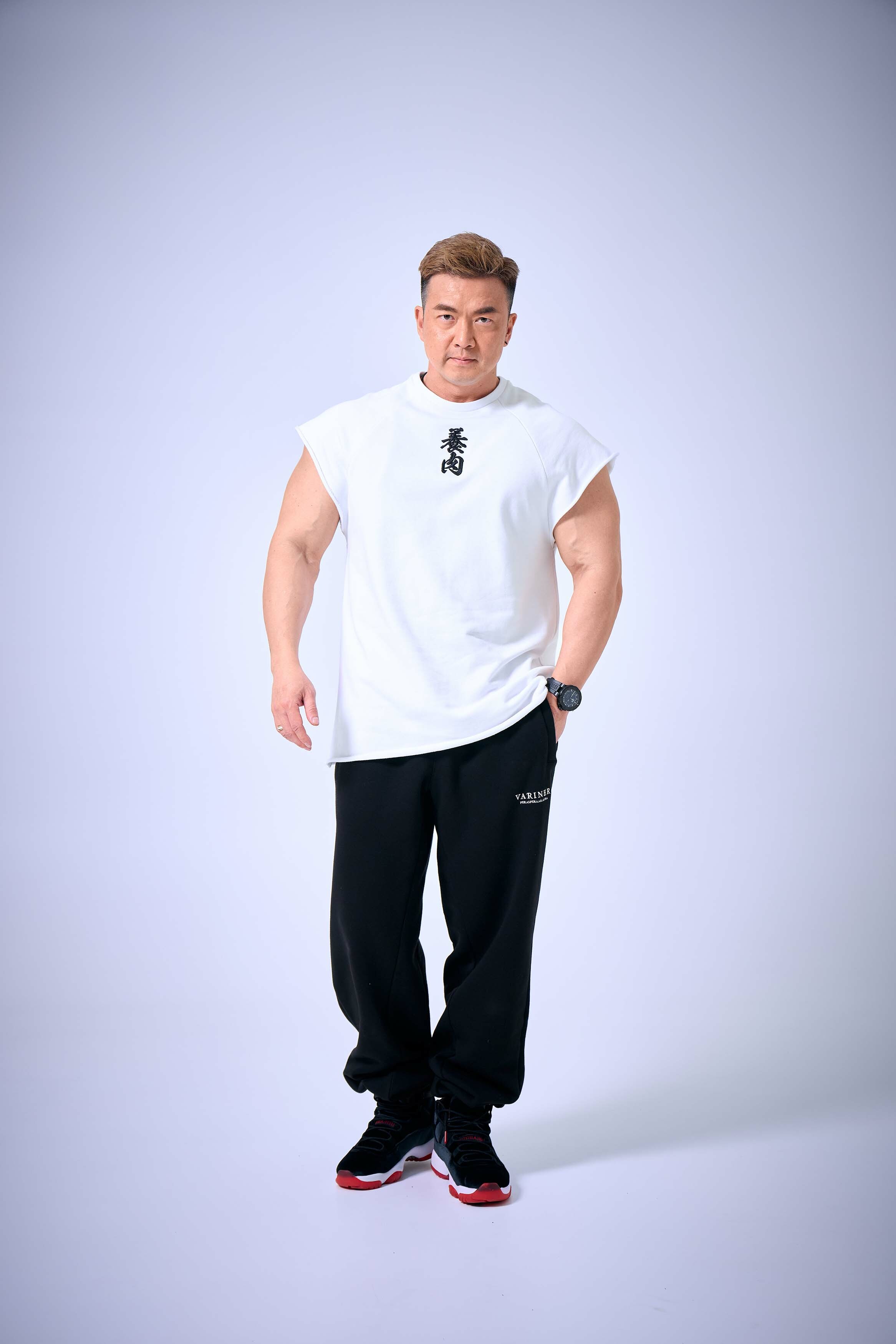 2025 UNDECO x VARINER 養肉6.0 純棉厚磅切削拉格蘭袖上衣-白