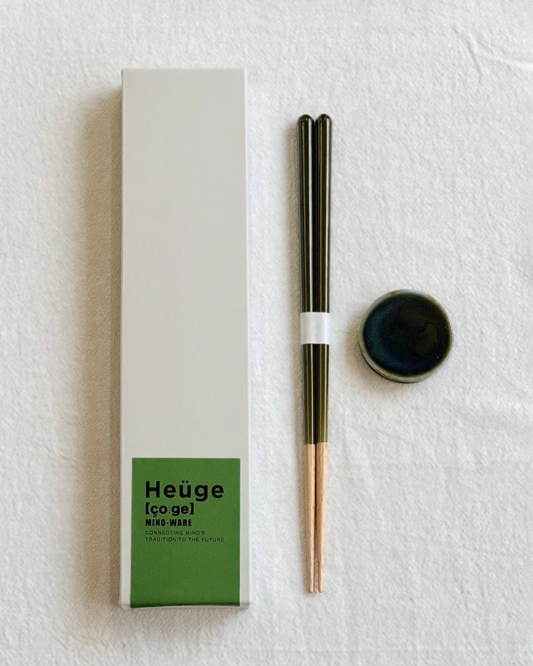 Mino ware Heuge chopsticks & chopstick holder set Green｜CHIPS