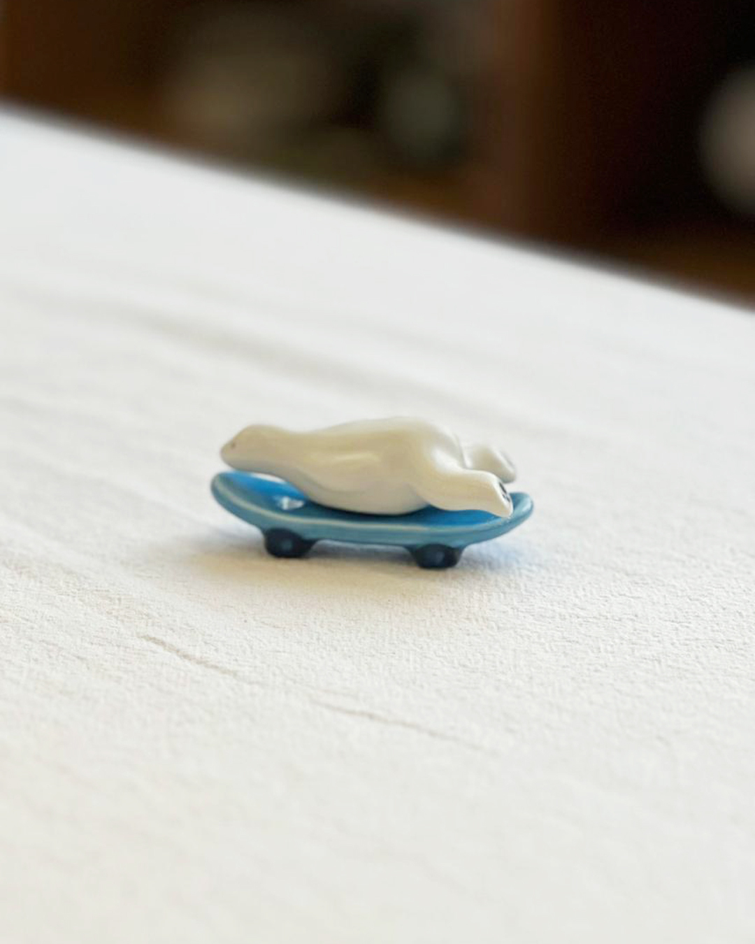 有田燒 手繪北極熊滑板 筷子托(套裝)｜伊萬里燒