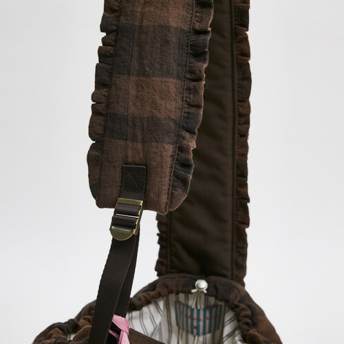 Louisdog 愛爾蘭亞麻袋鼠包(巧克力格子)