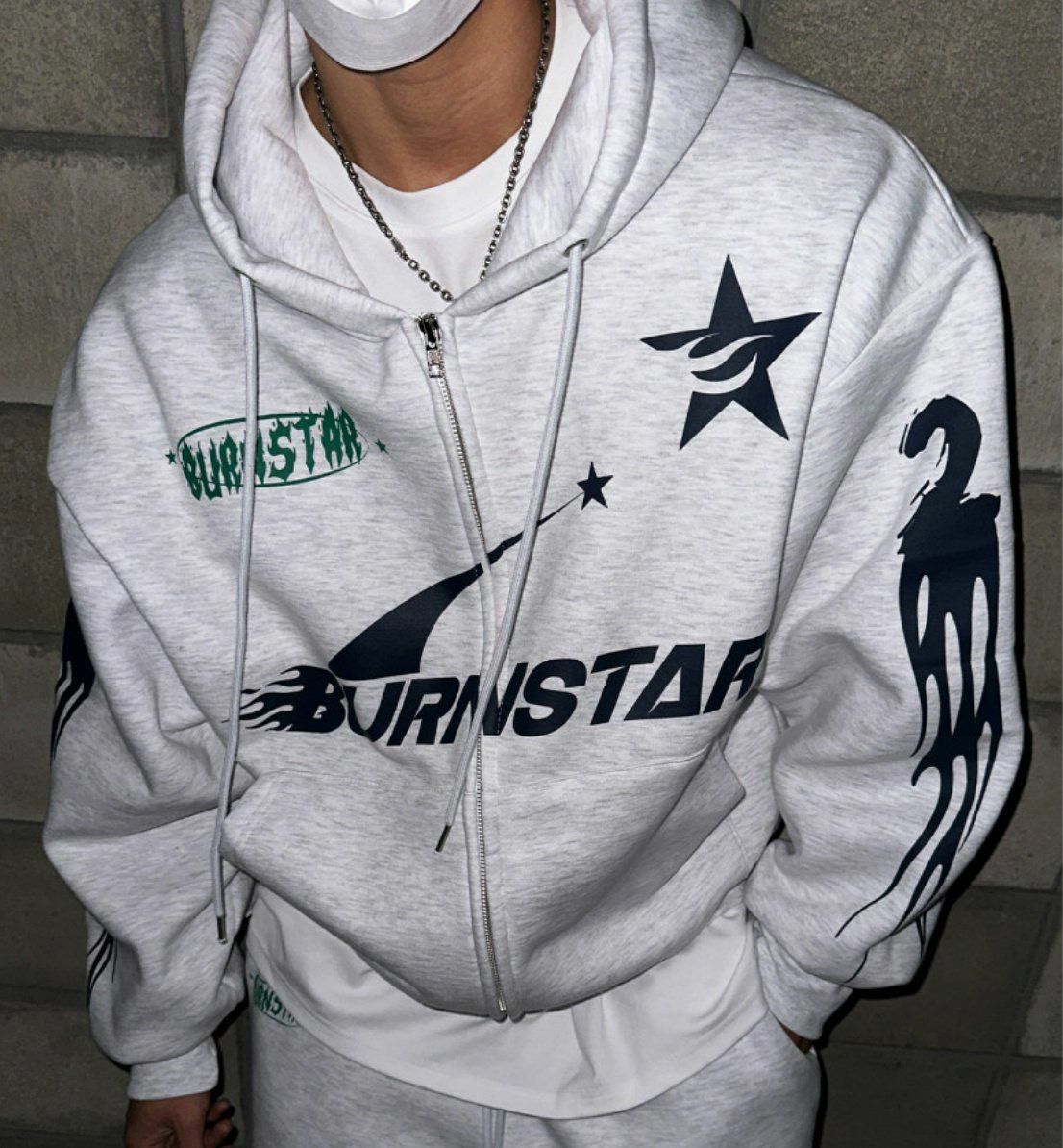 英文字圖案連帽拉鍊外套 TAC-0104JK