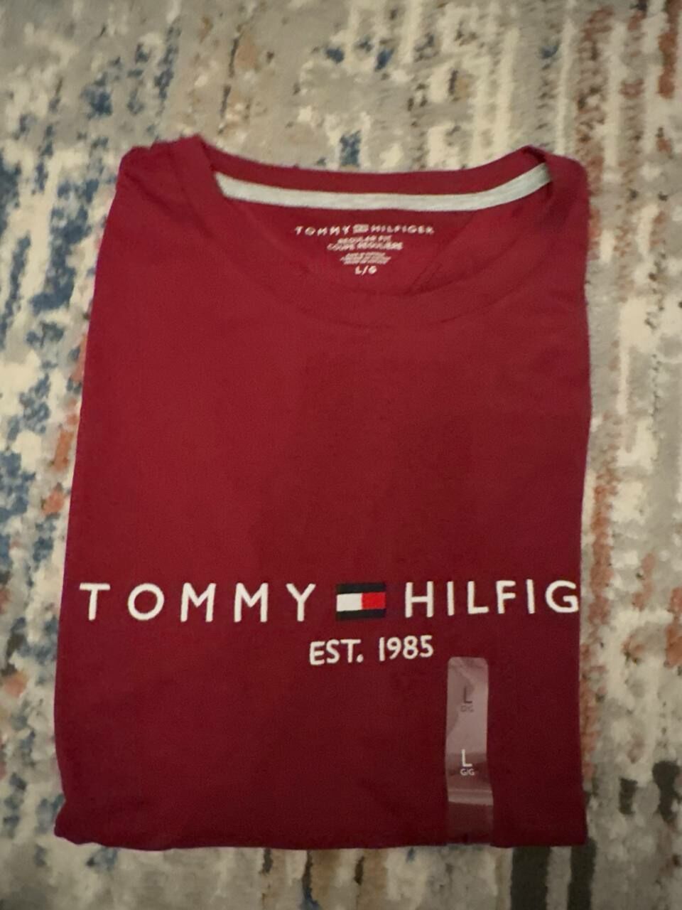 [S] TOMMY HILFIGER TOMMY HILFIGER MEN EMBROIDERED LOGO T-SHIRT,MAROON, 78J6318-603 [FINAL SALE] (STH901)