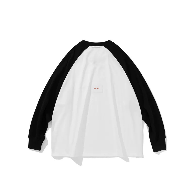 未知領域 CW2460 ChiChi Sweatshirt