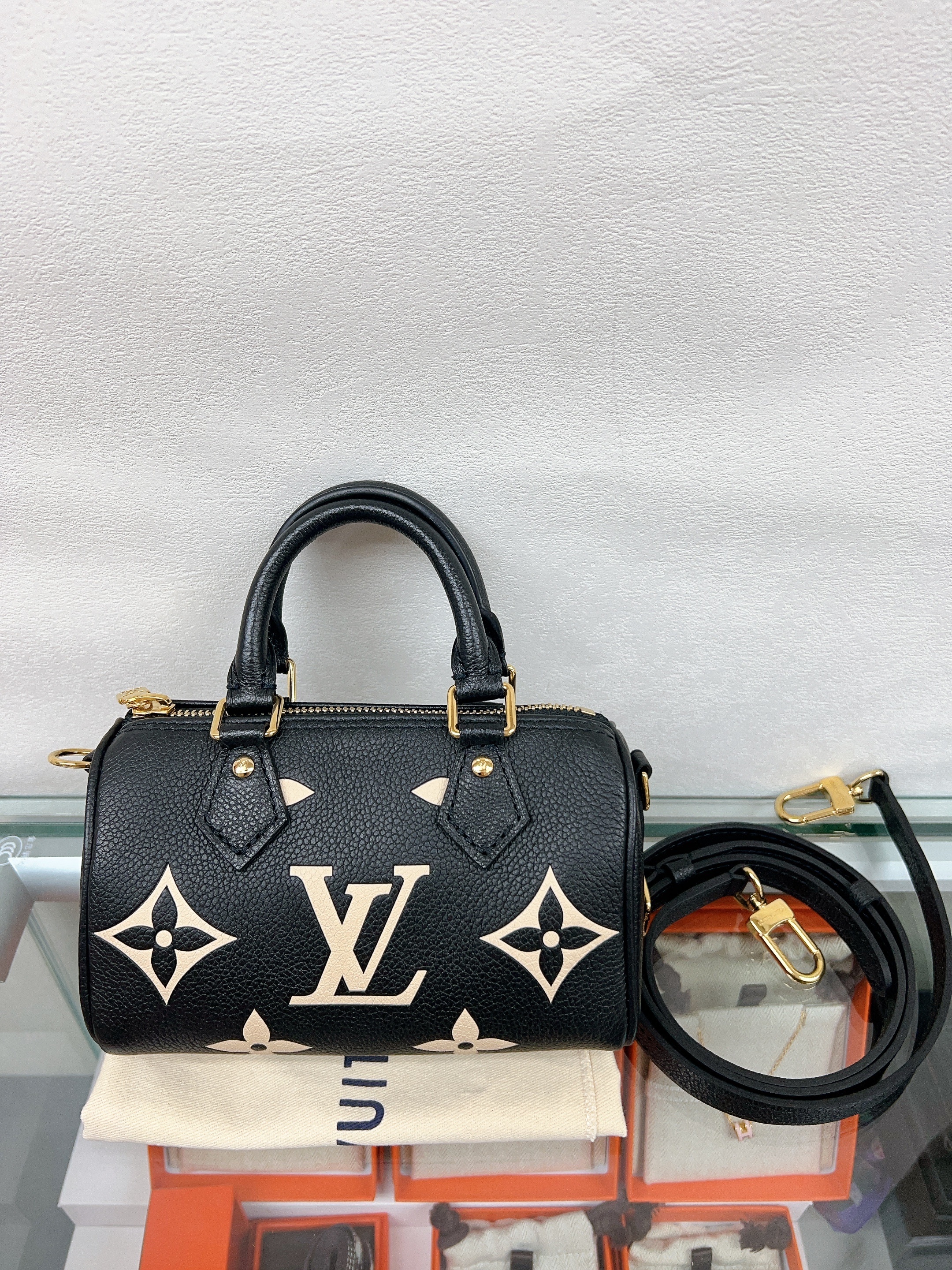 Lv nano speedy (black/ beige)